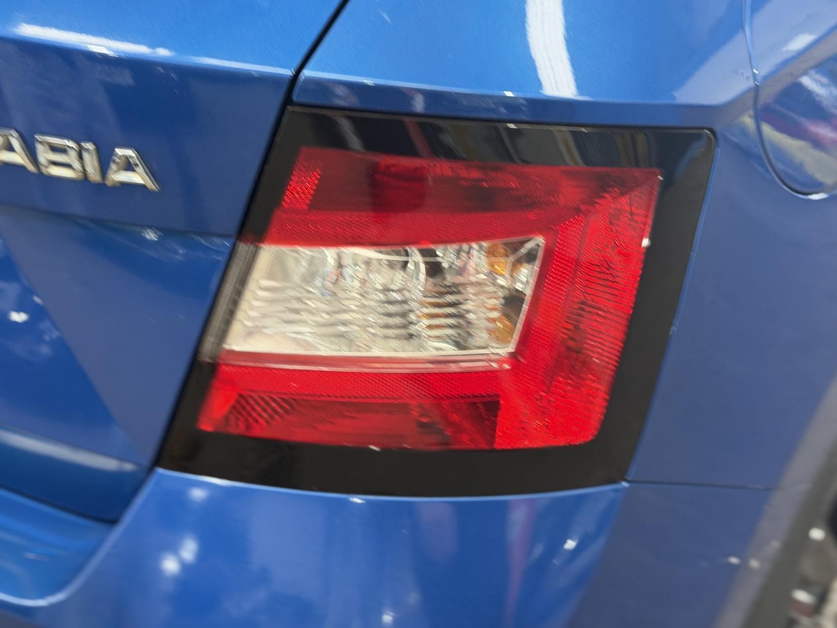 Skoda Fabia - Image 13