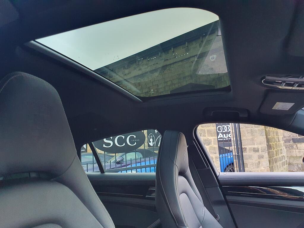 Porsche Panamera - Image 34