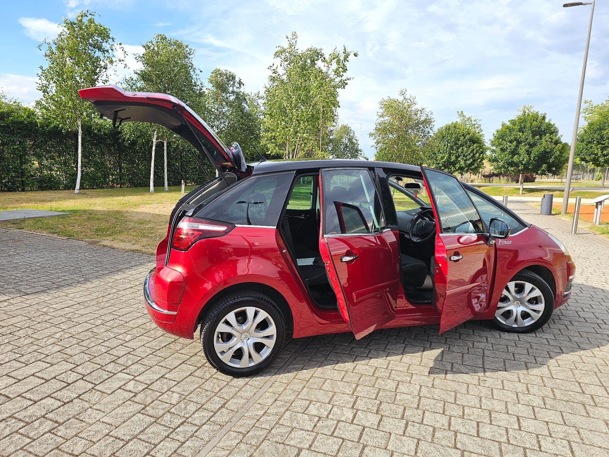 Citroen C4 Picasso - Image 11