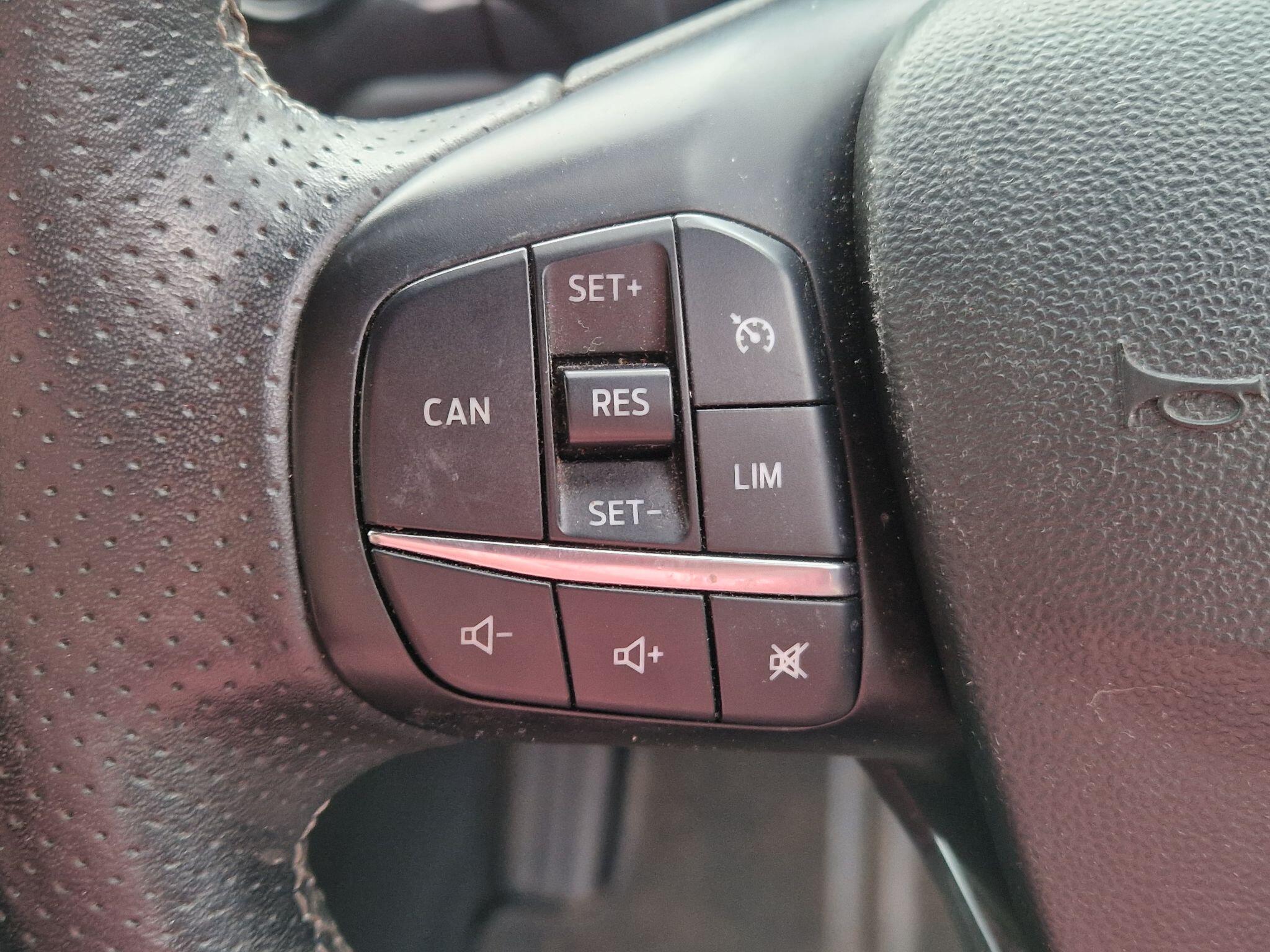 Ford Fiesta - Image 34