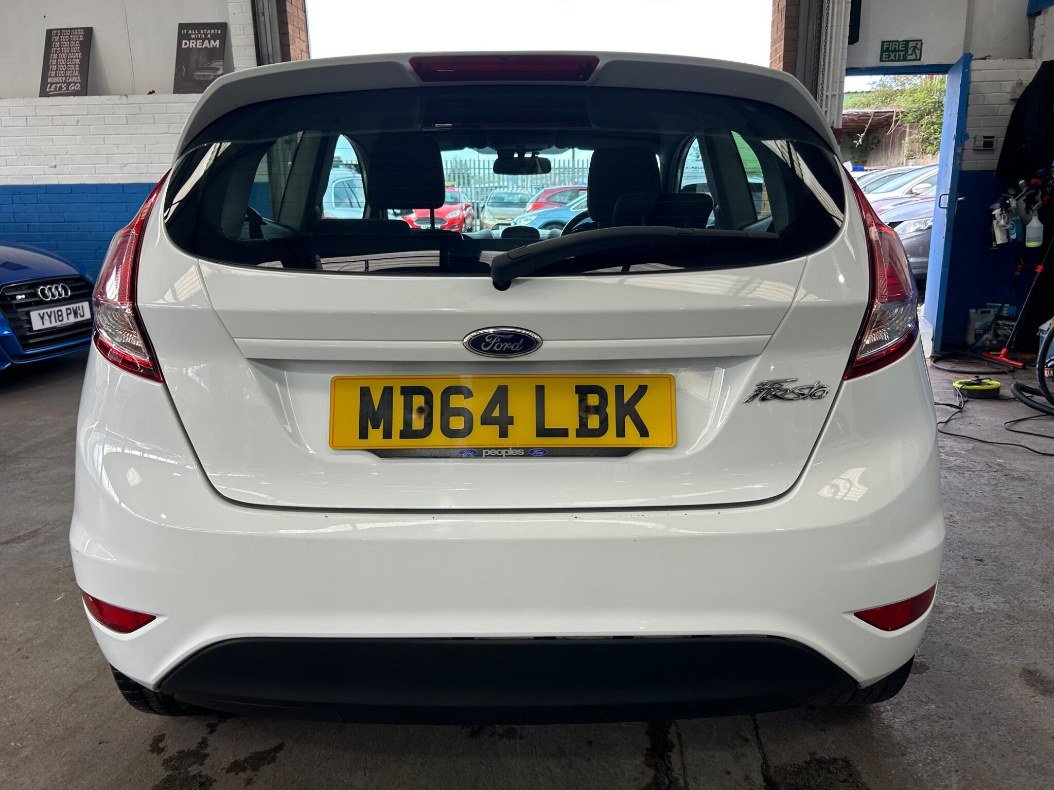 Ford Fiesta - Image 5