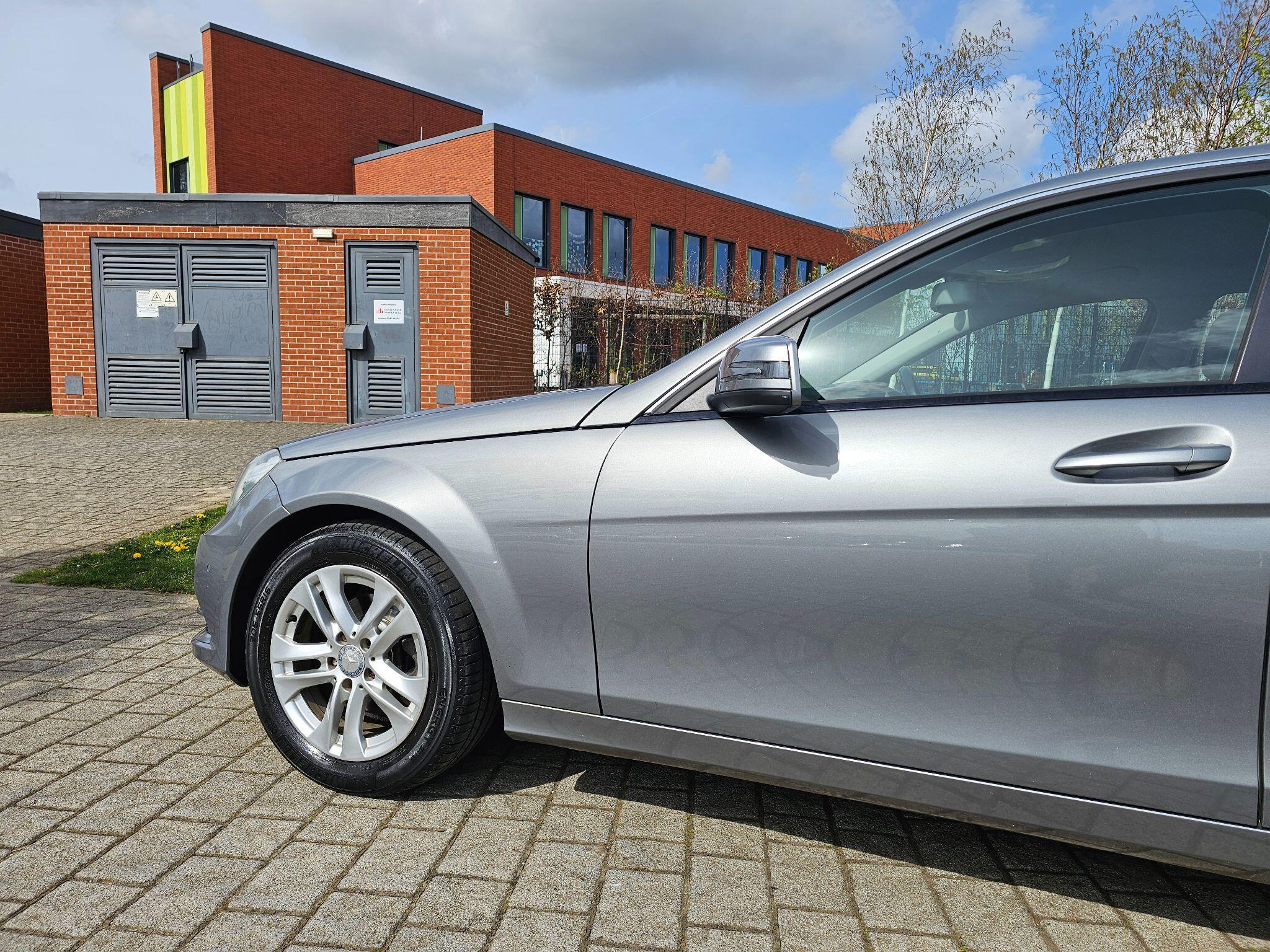 Mercedes C Class - Image 15