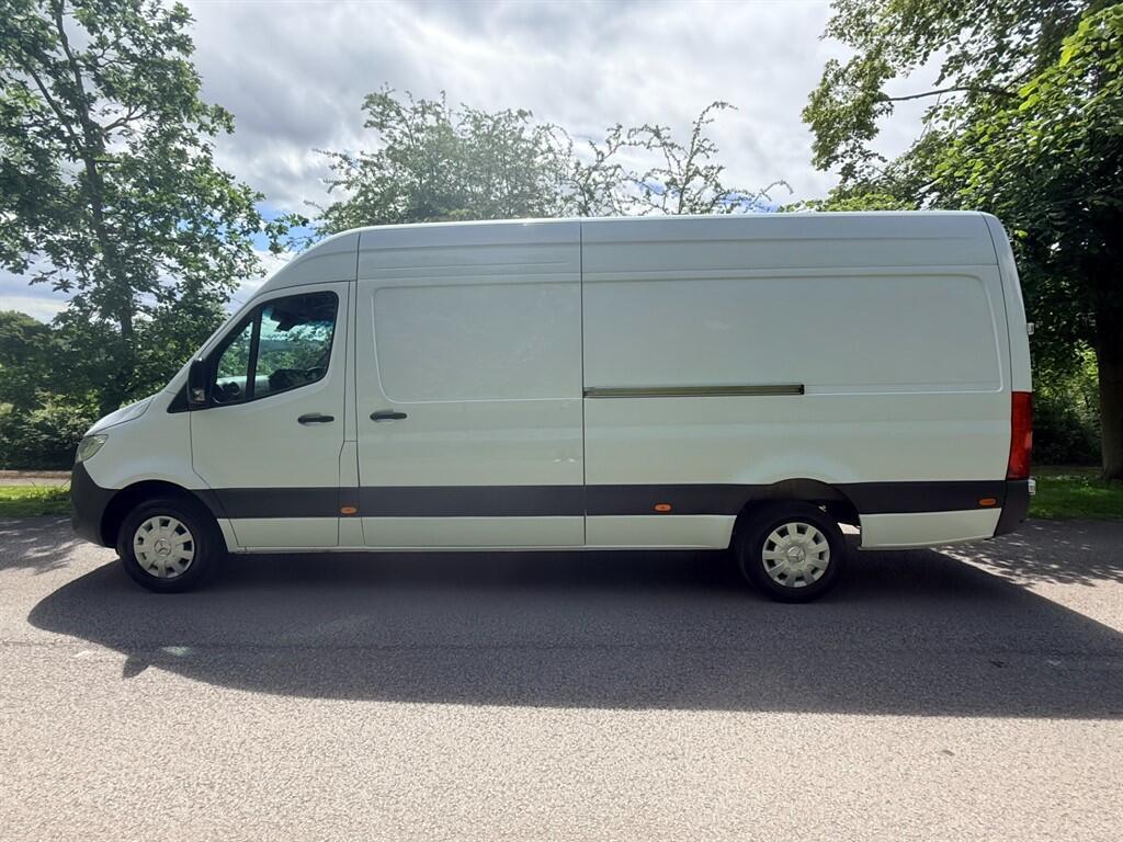 Mercedes Sprinter - Image 3