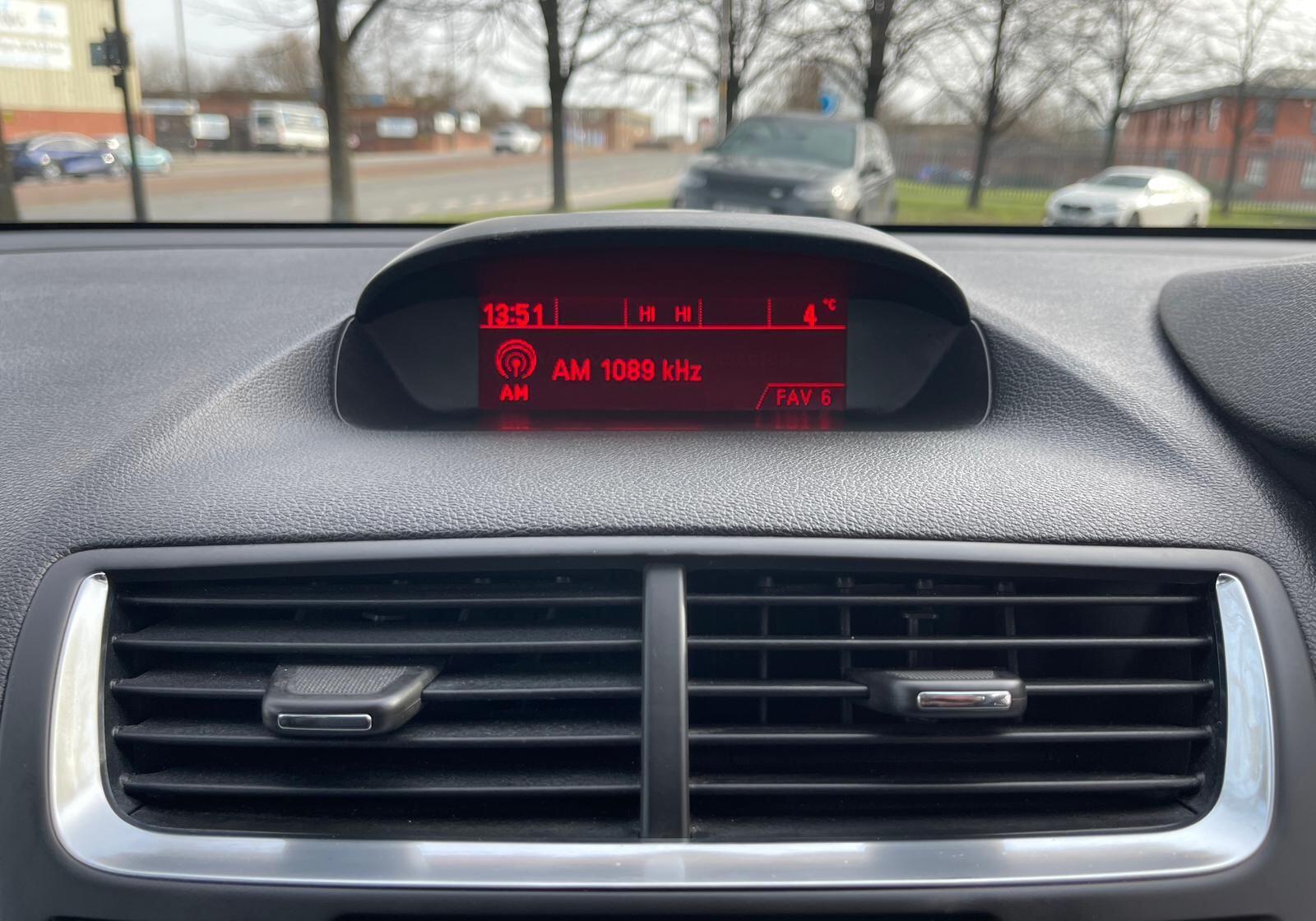 Vauxhall Mokka - Image 36