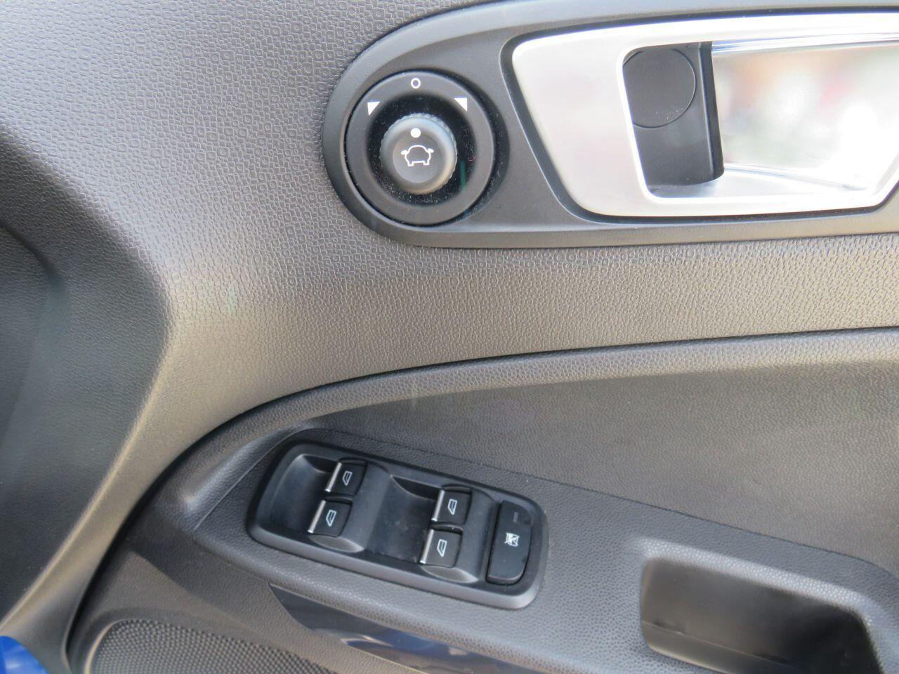 Ford Ecosport - Image 9