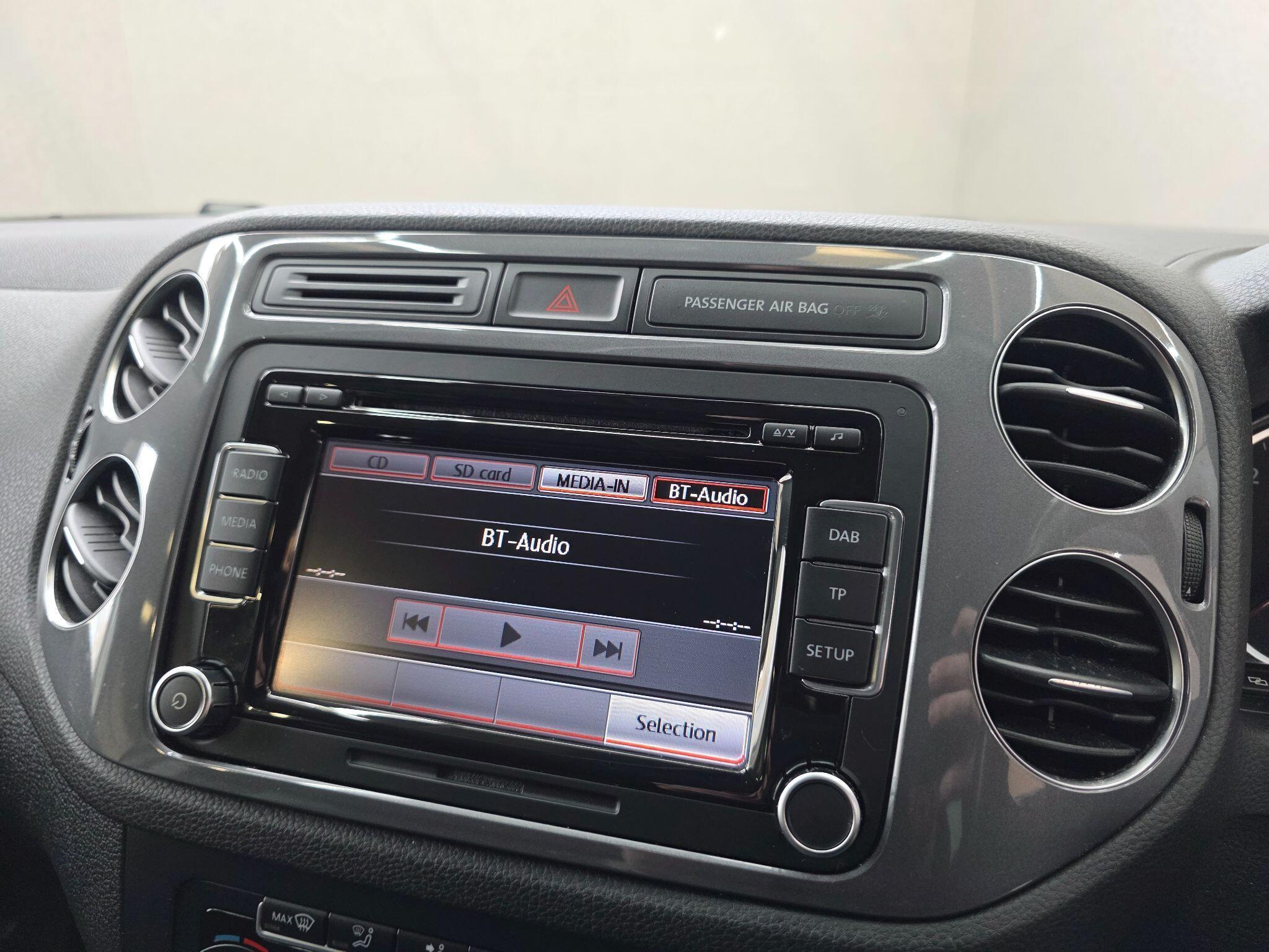 Volkswagen Tiguan - Image 17