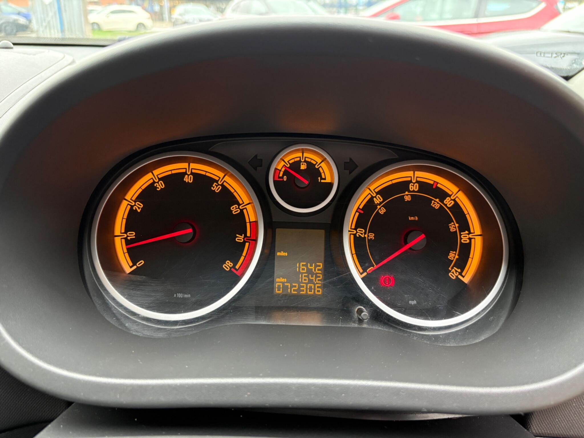 Vauxhall Corsa - Image 21