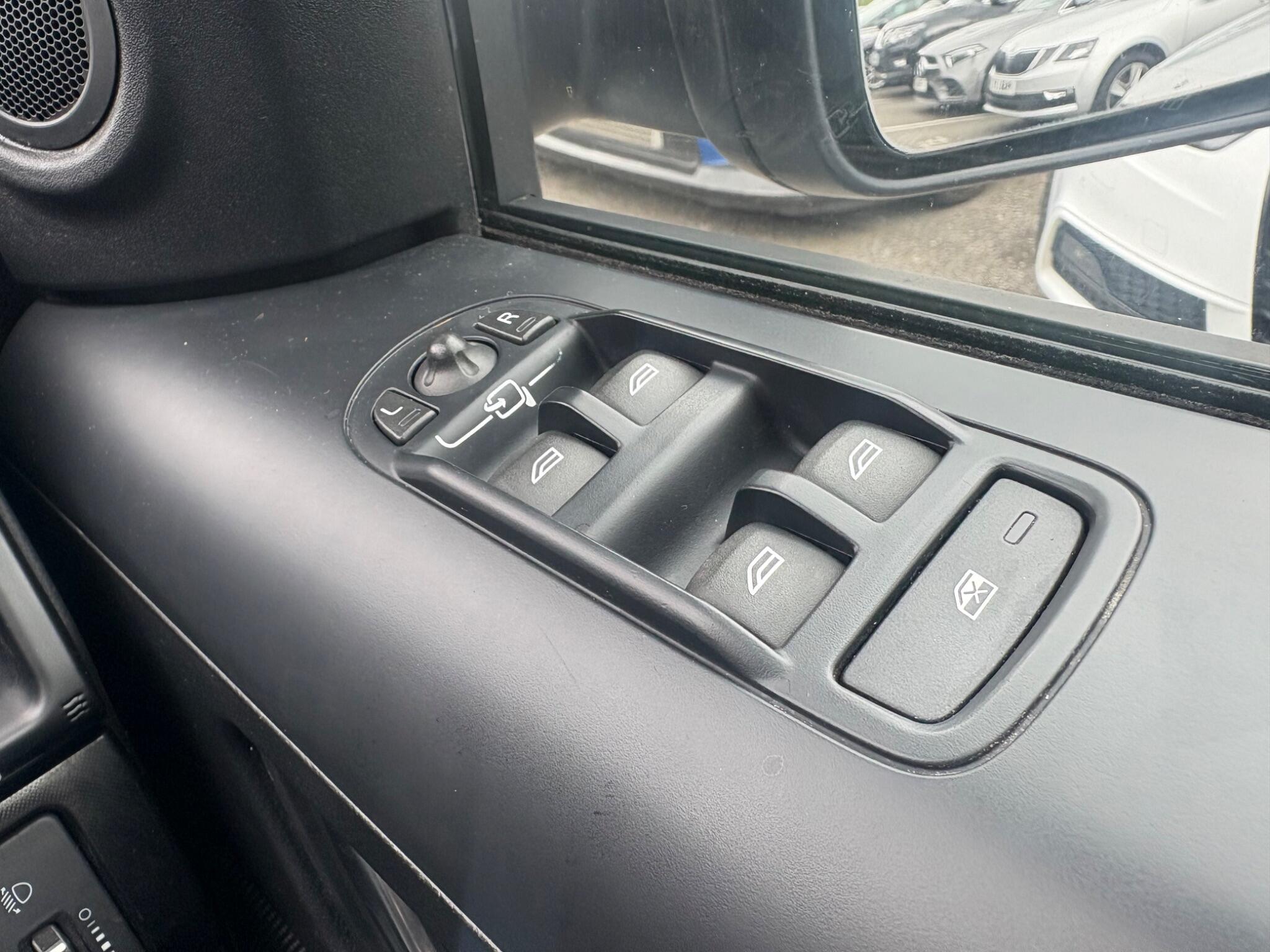 Land Rover Freelander 2 - Image 39