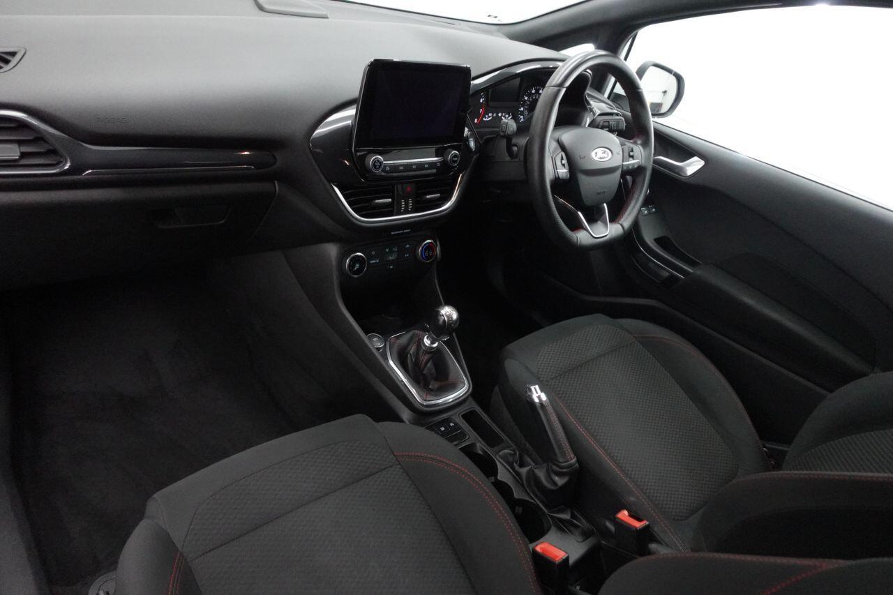 Ford Fiesta - Image 20