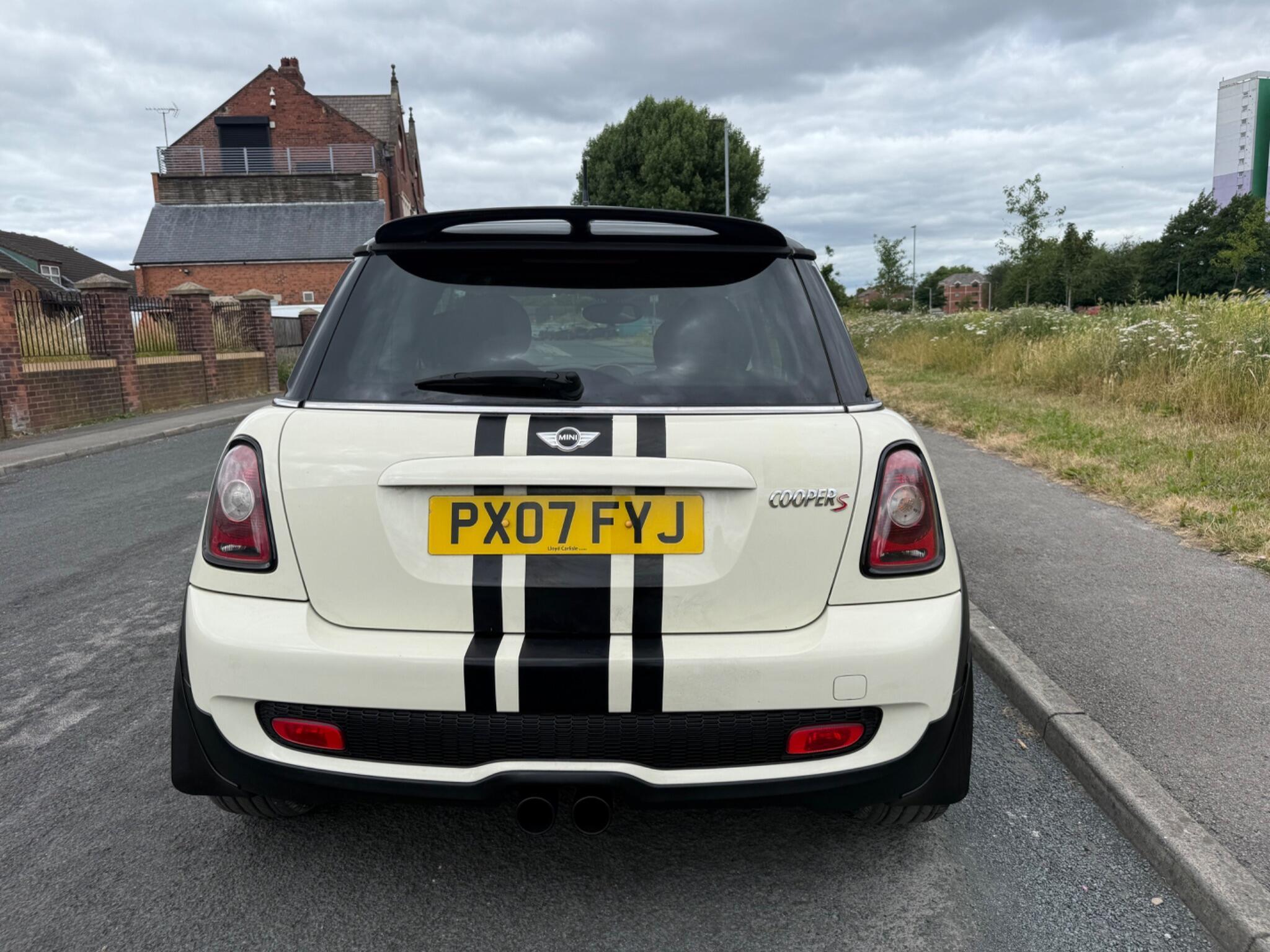 MINI Hatch - Image 4