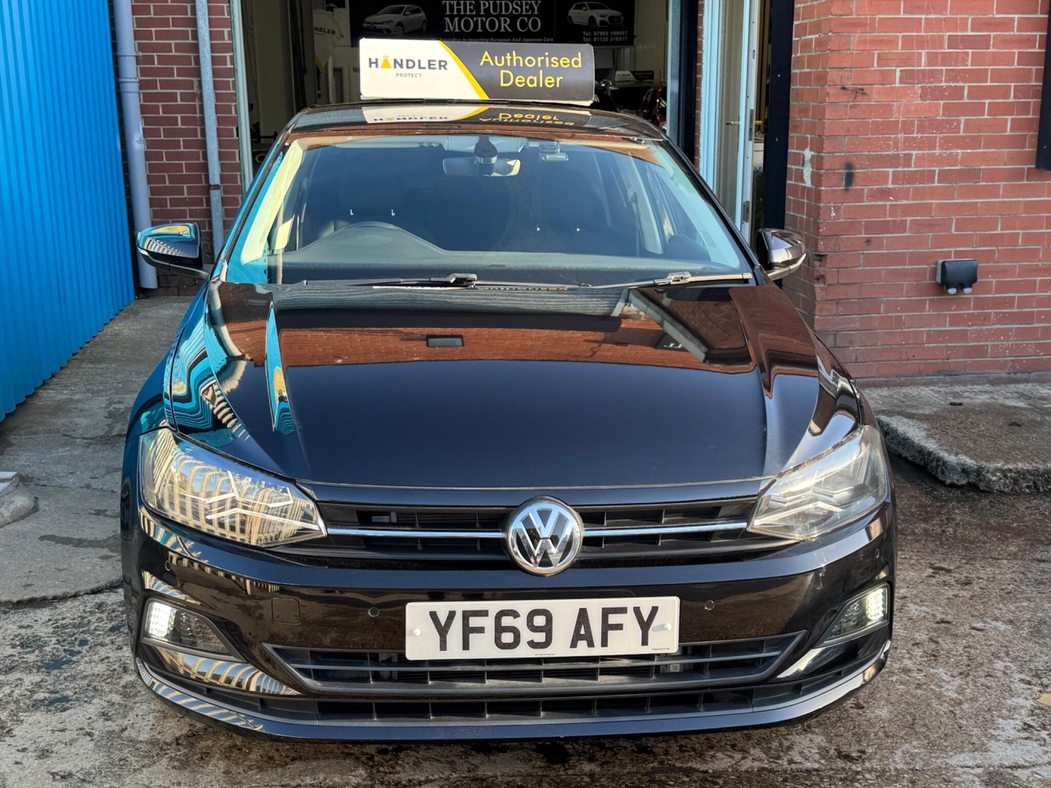 Volkswagen Polo - Image 18