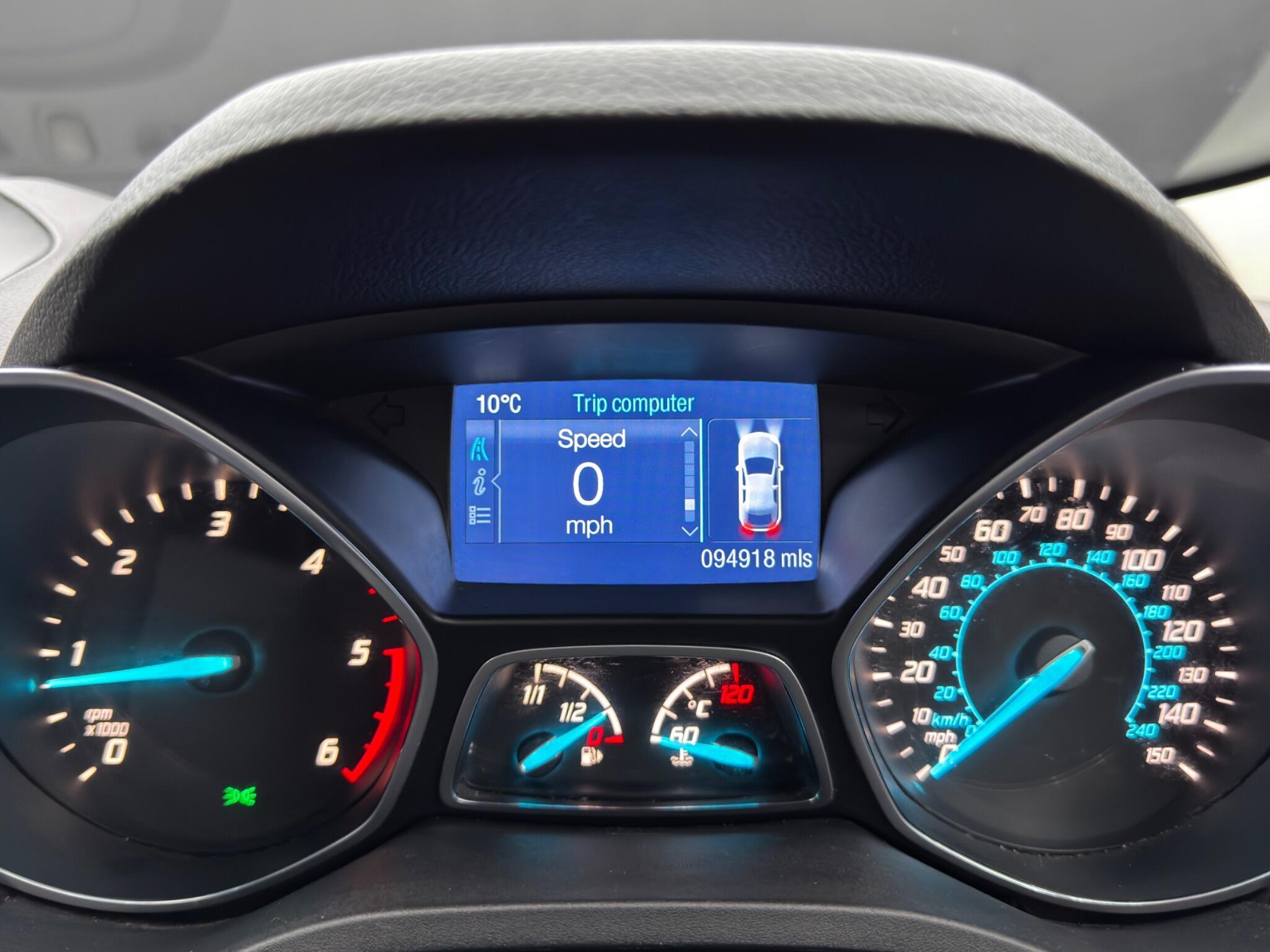 Ford Kuga - Image 21