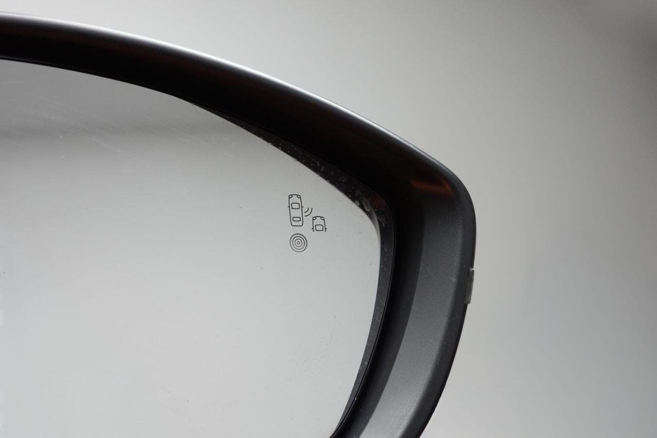 Peugeot E-2008 - Image 52