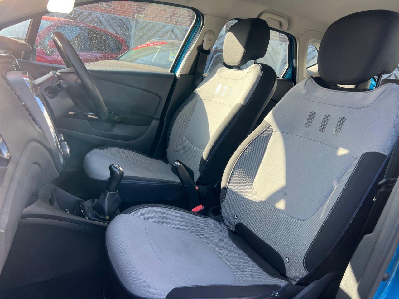 Renault Captur - Image 13