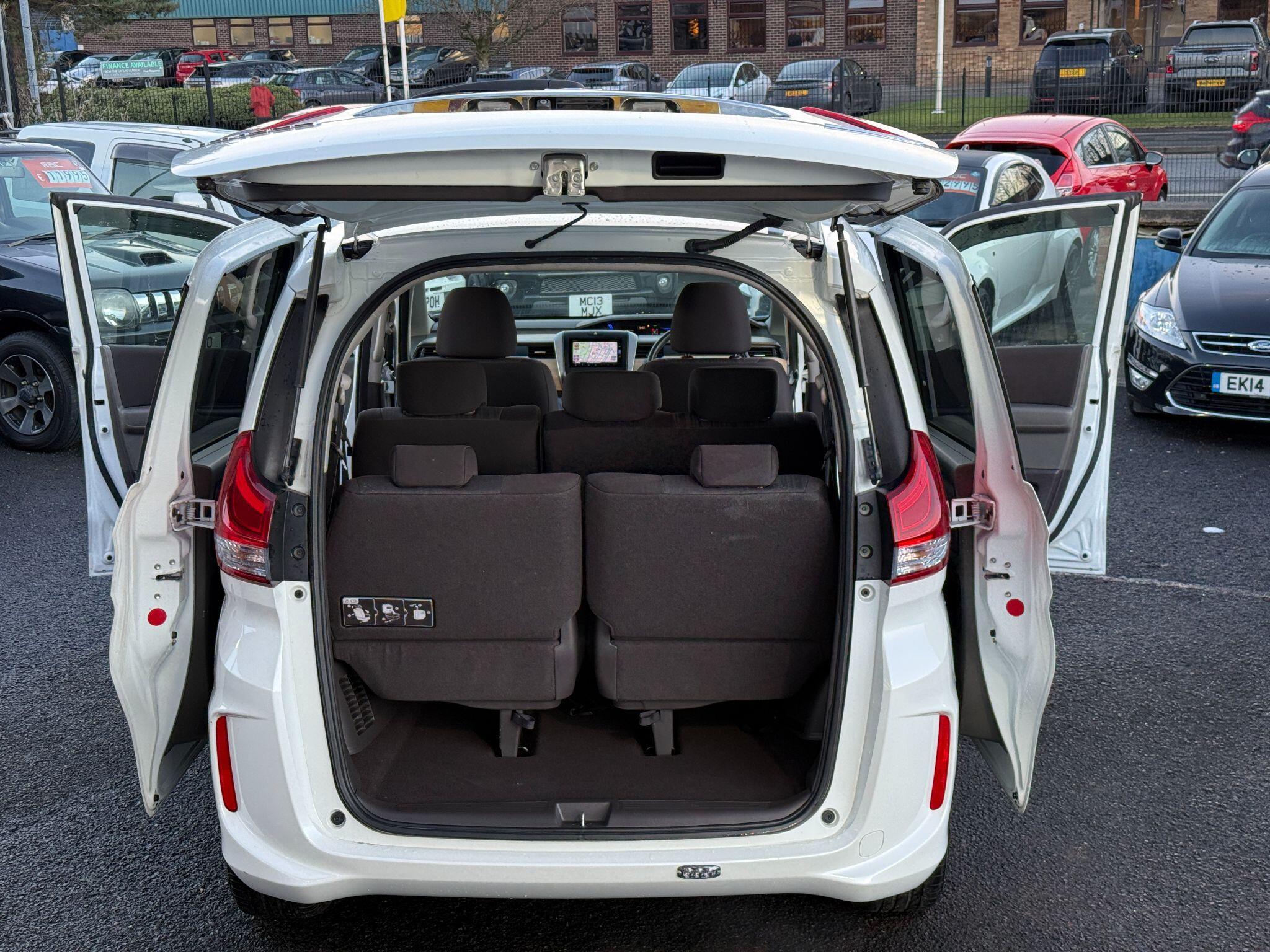 Honda Freed - Image 26