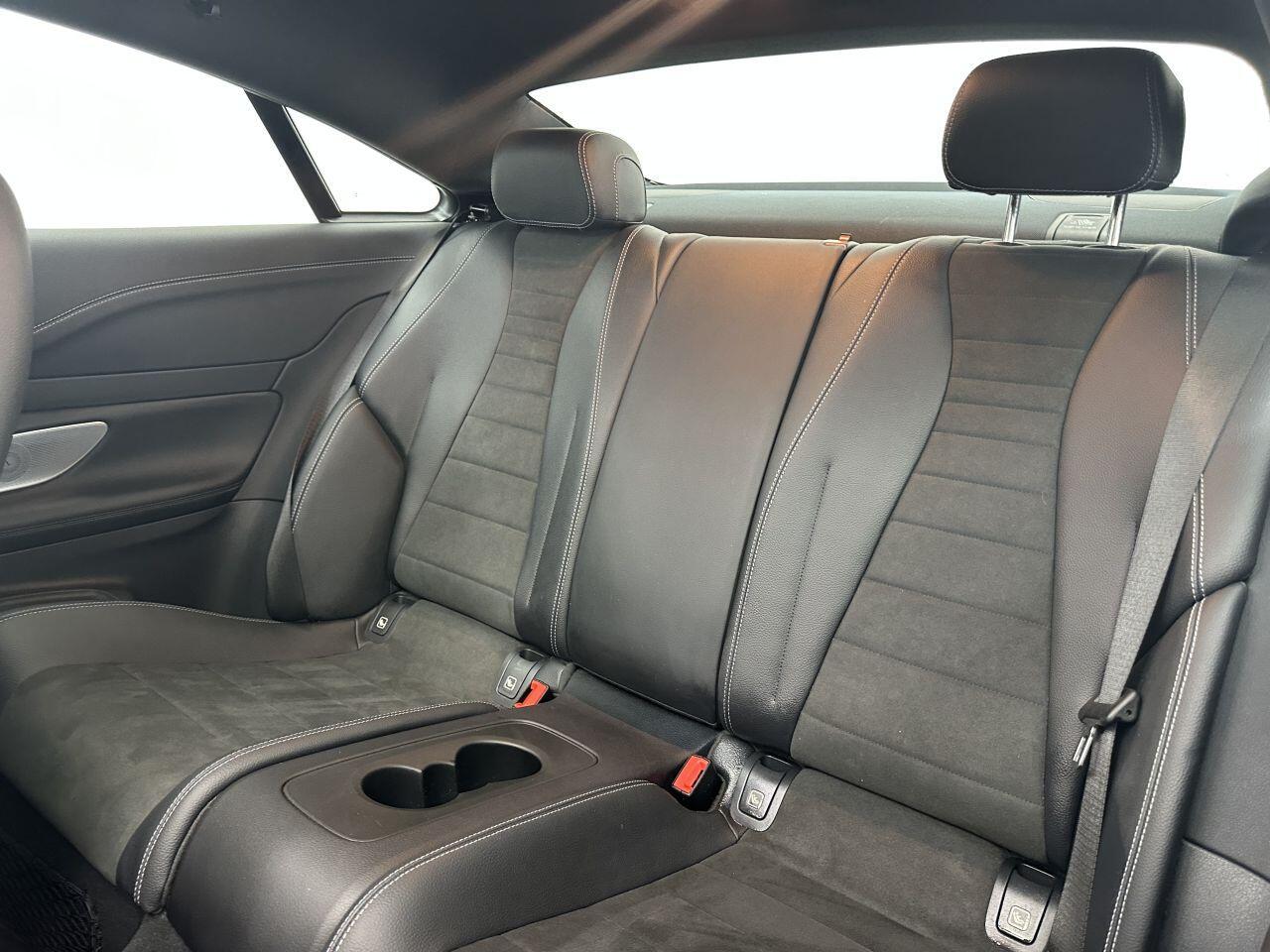 Mercedes-benz E-CLASS - Image 12