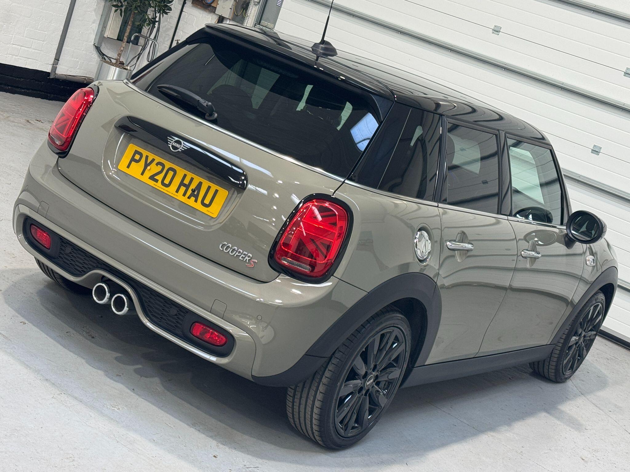 MINI Hatch - Image 32
