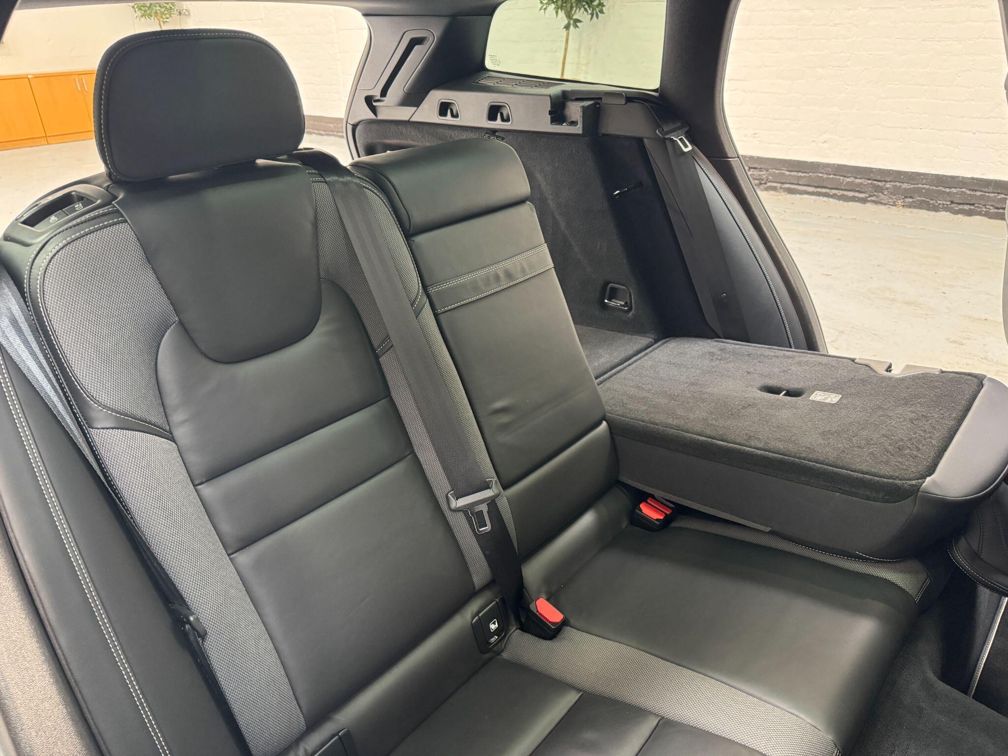 Volvo V60 - Image 64