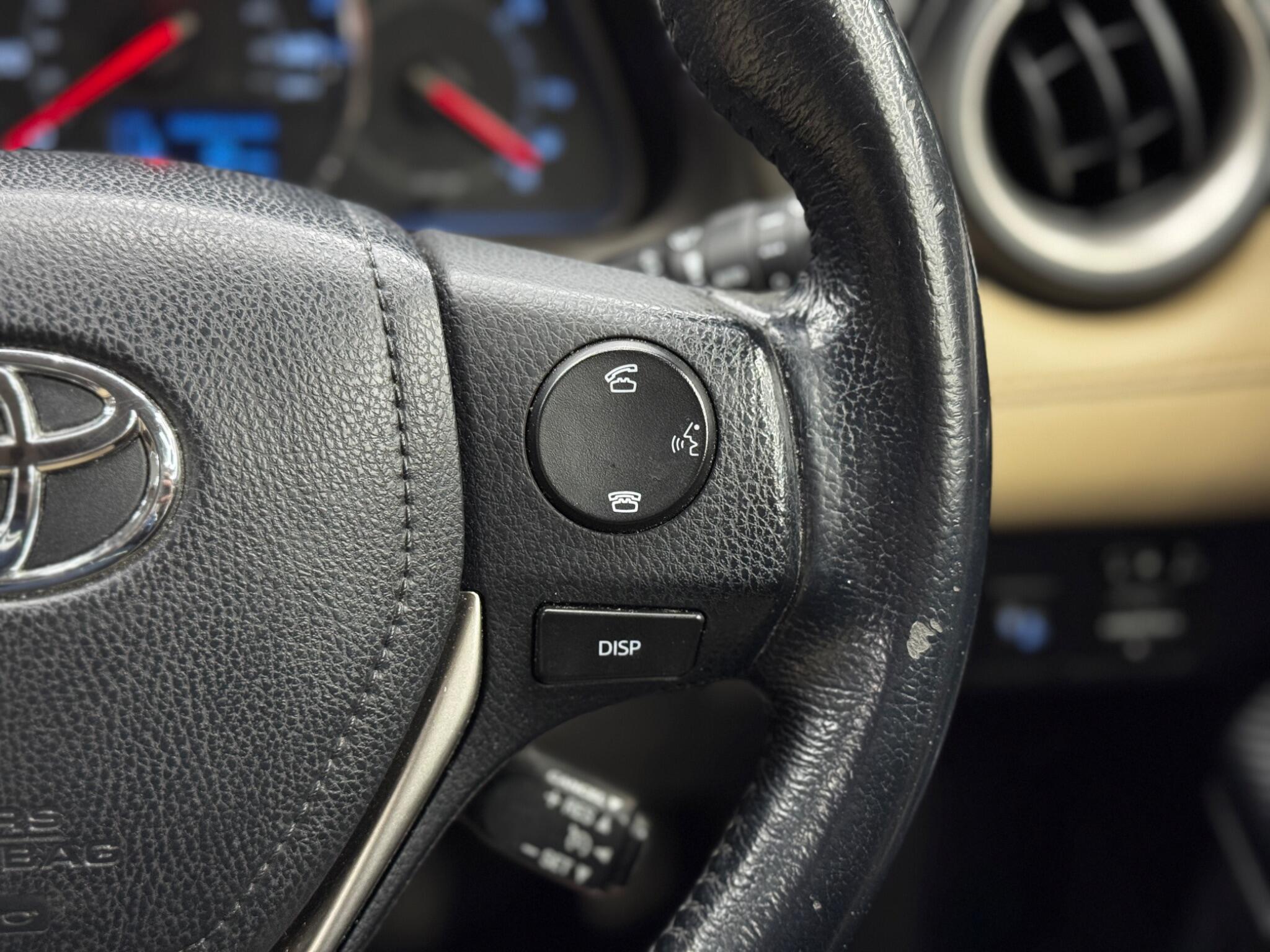 Toyota RAV4 - Image 21