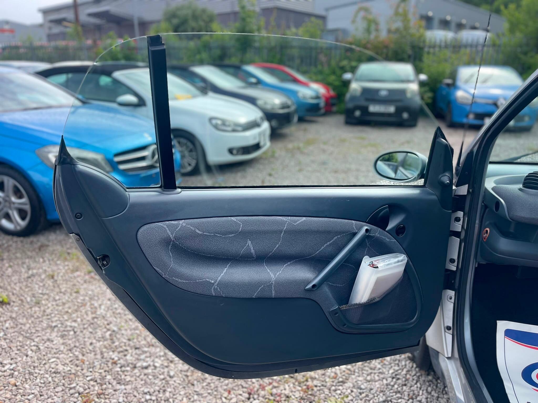 Smart Fortwo - Image 17