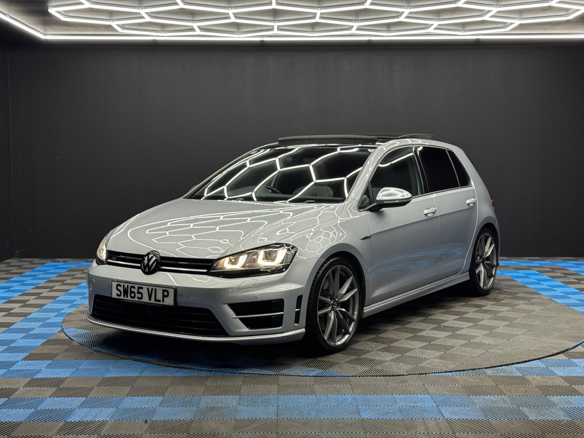 Volkswagen Golf - Image 3