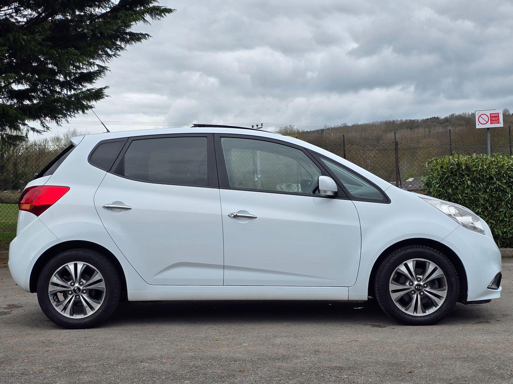 Kia Venga - Image 15