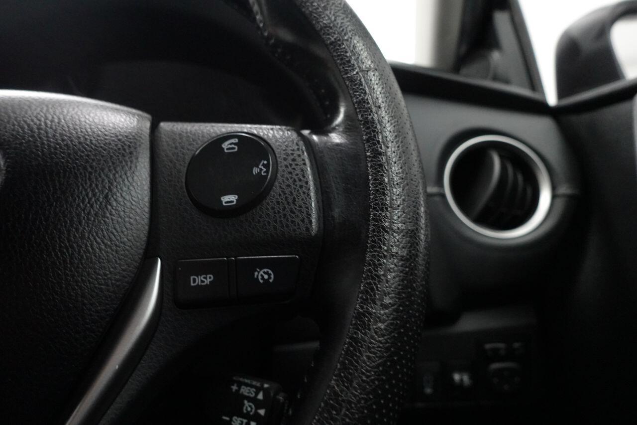 Toyota Auris - Image 15