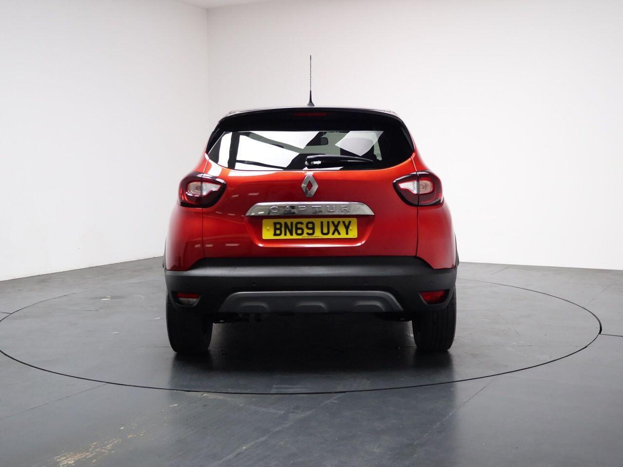 Renault Captur - Image 11