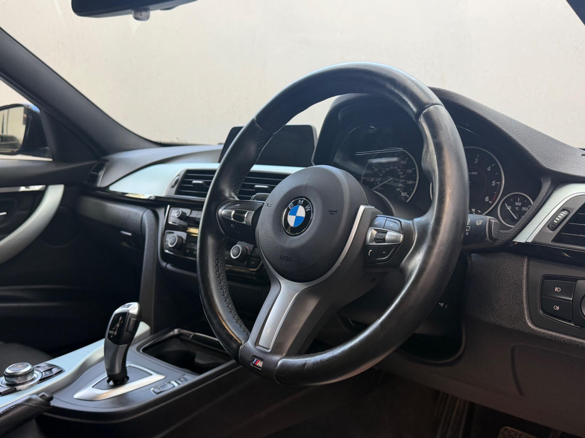 BMW 3 Series - Image 15