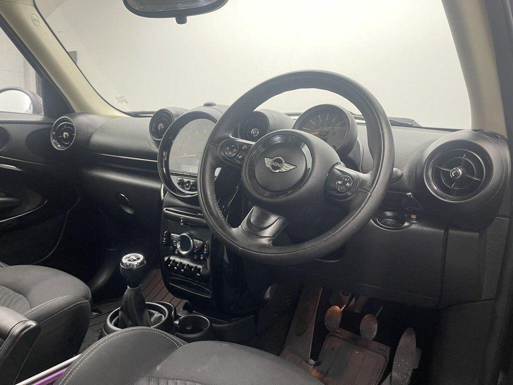 MINI Paceman - Image 18
