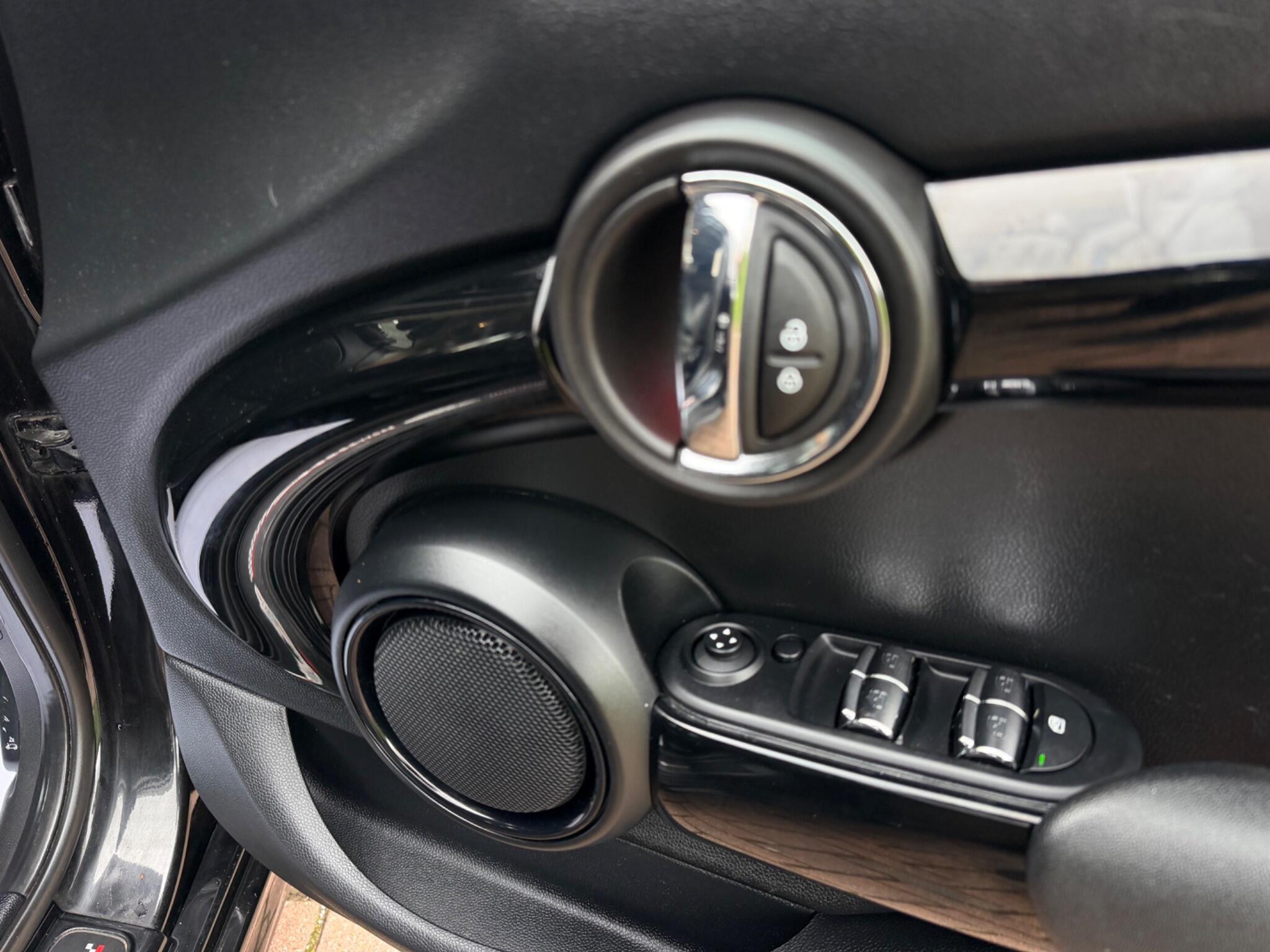 MINI Hatch - Image 41