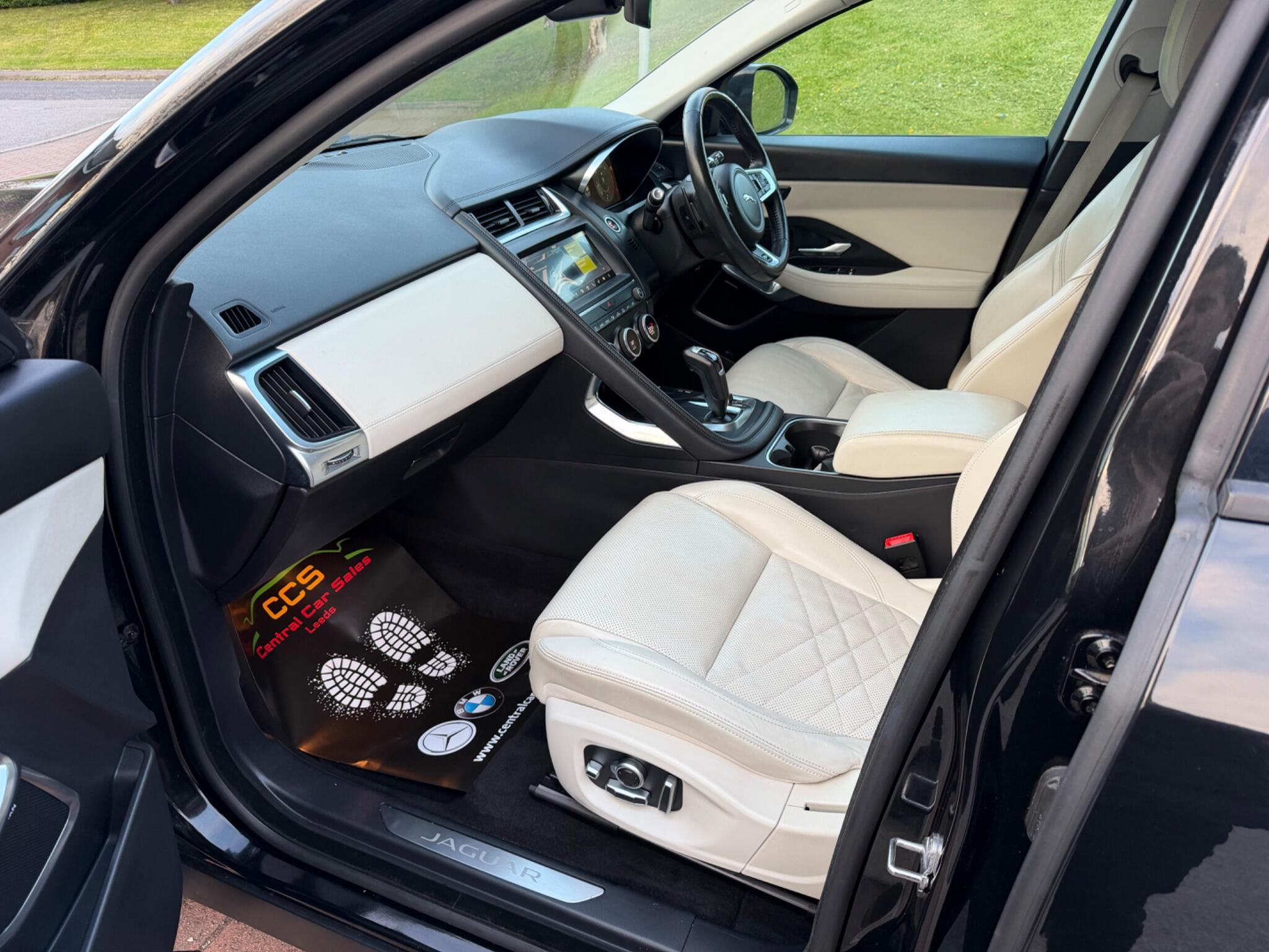 Jaguar E-Pace - Image 33