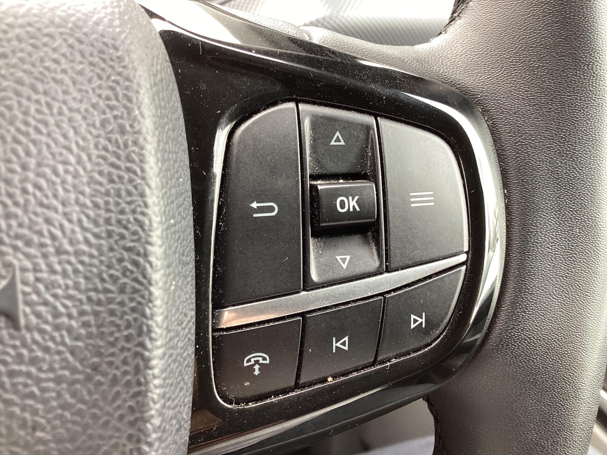 Ford Transit Custom - Image 11