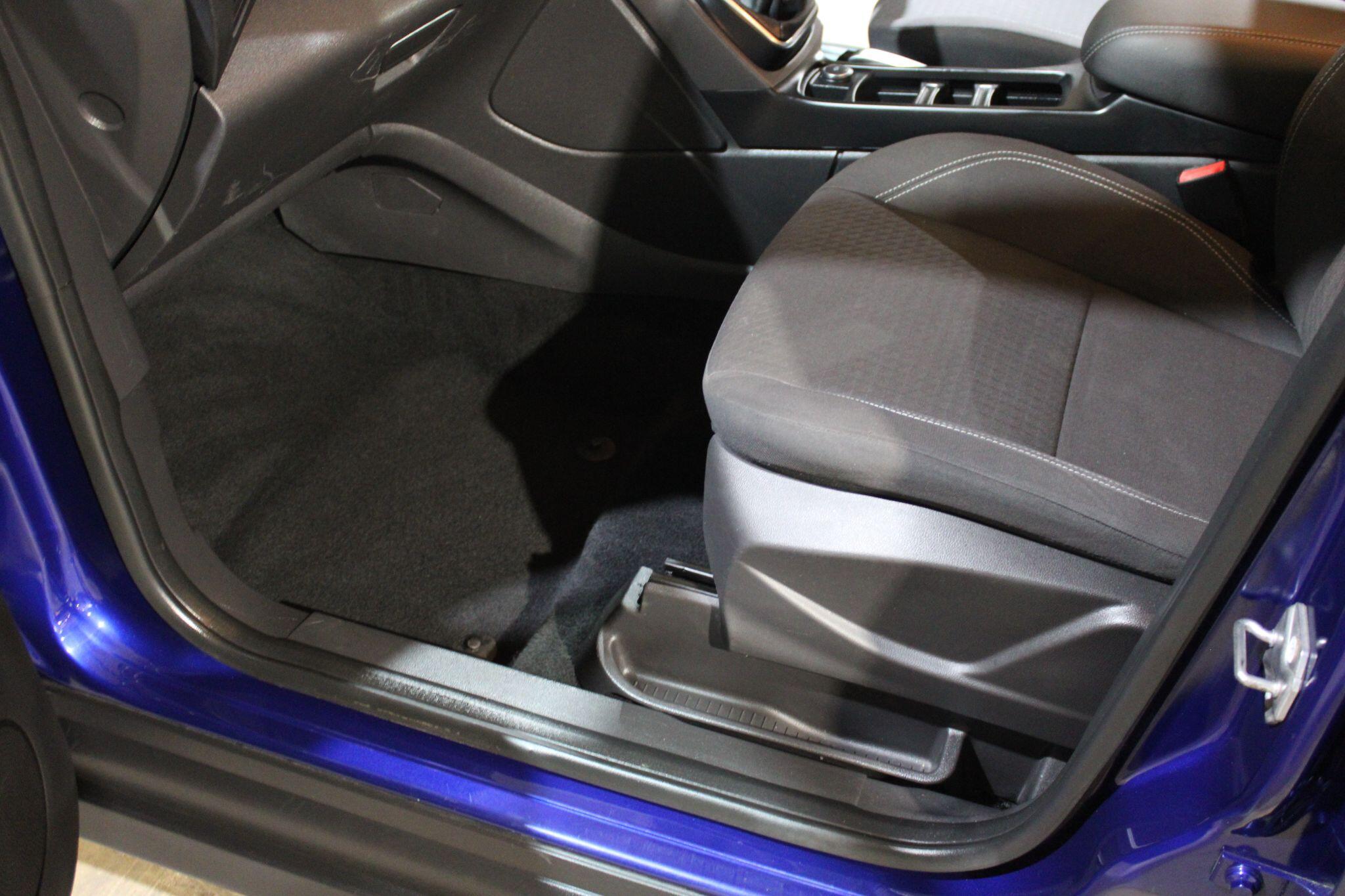 Ford C-MAX - Image 23