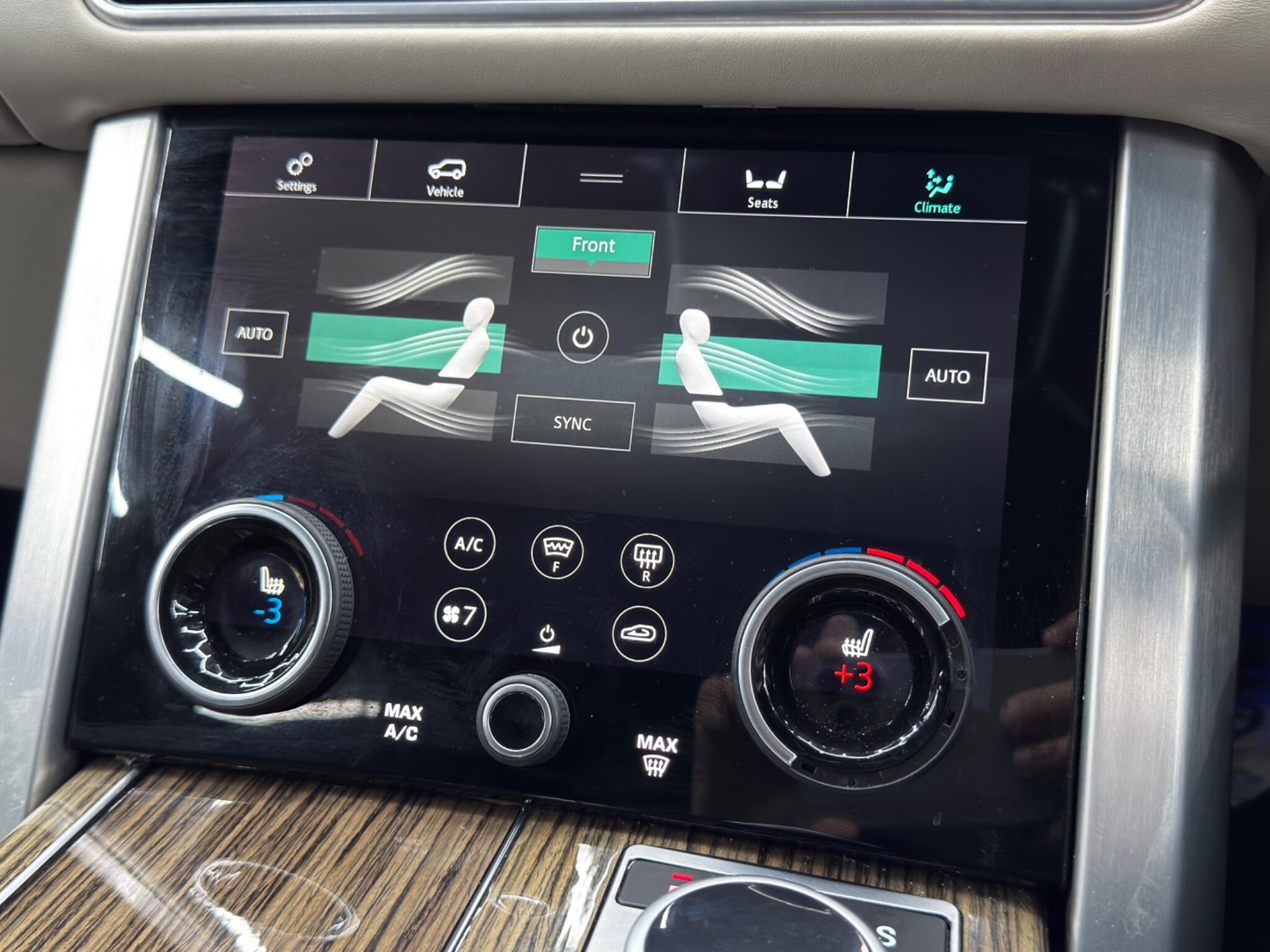 Land Rover Range Rover - Image 45