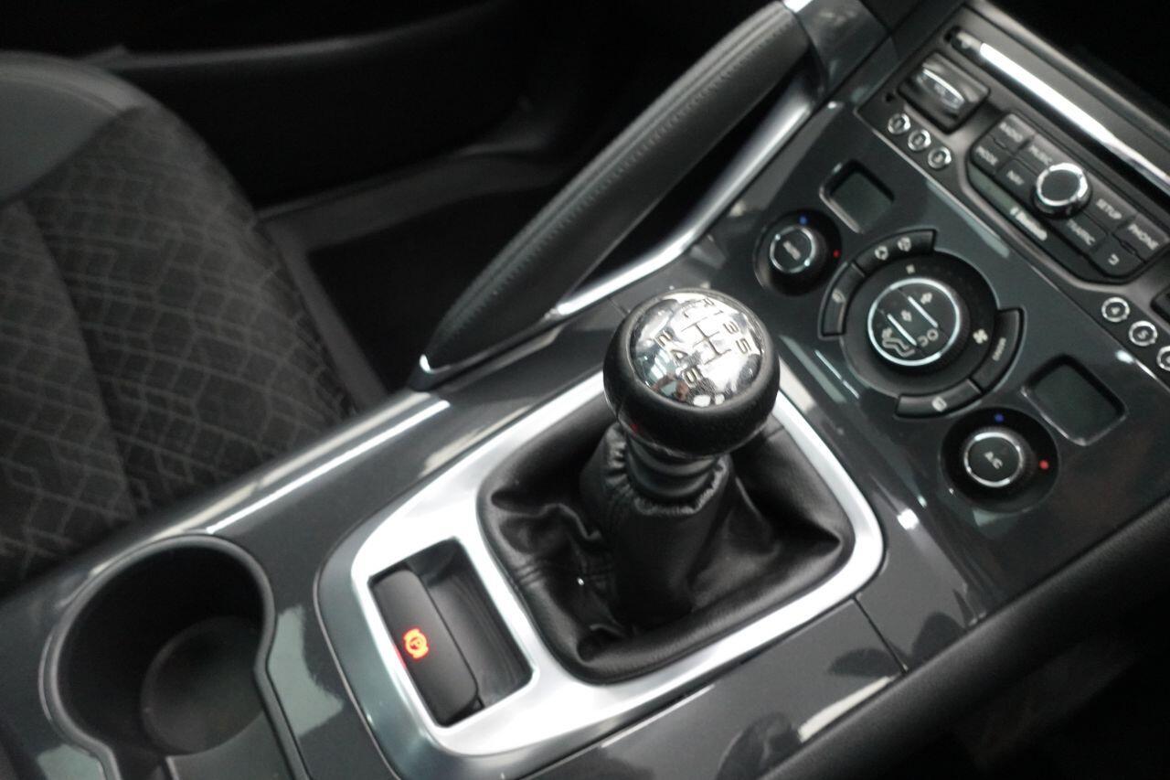 Peugeot 3008 - Image 17