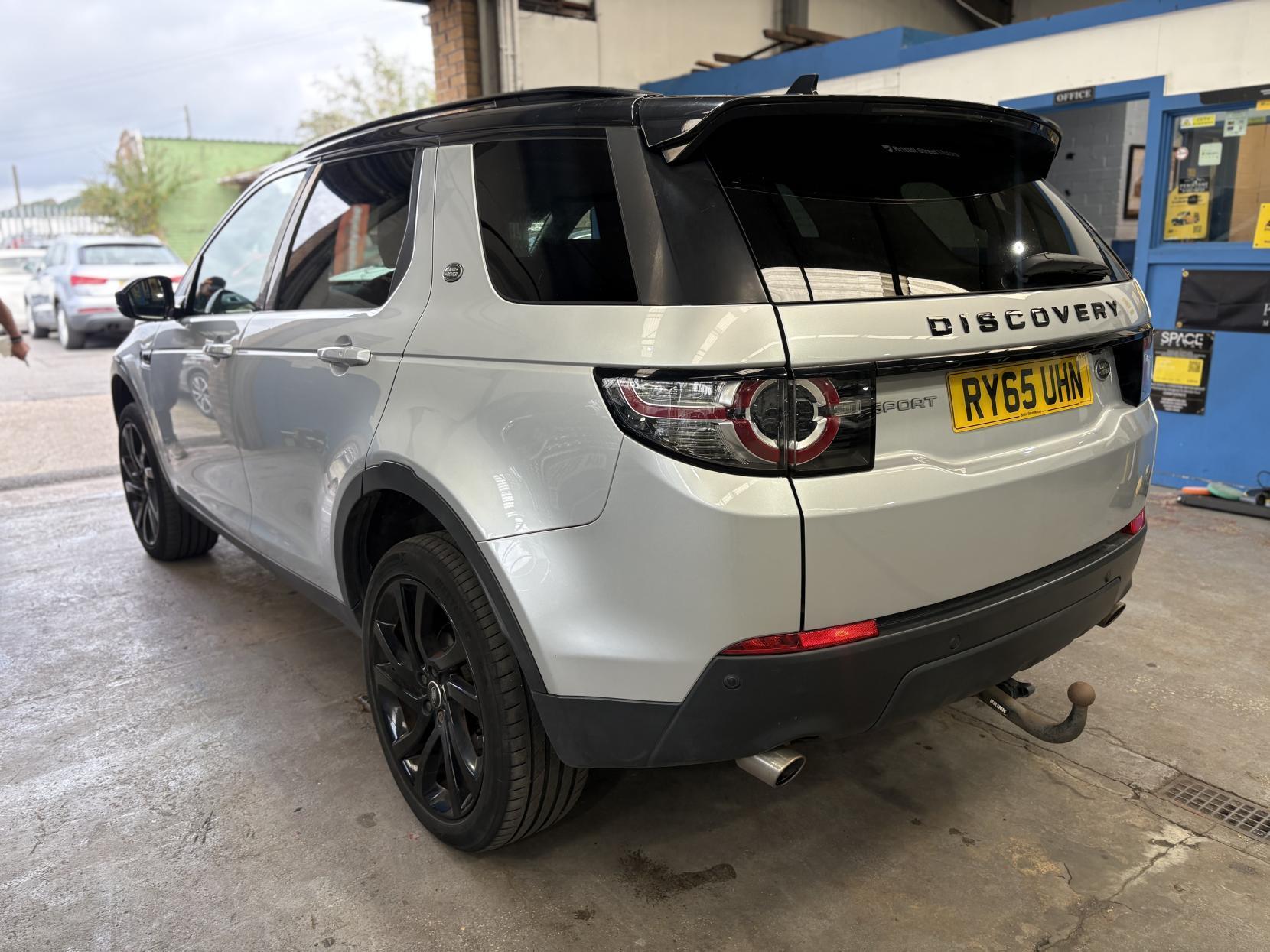 Land Rover DISCOVERY SPORT - Image 6