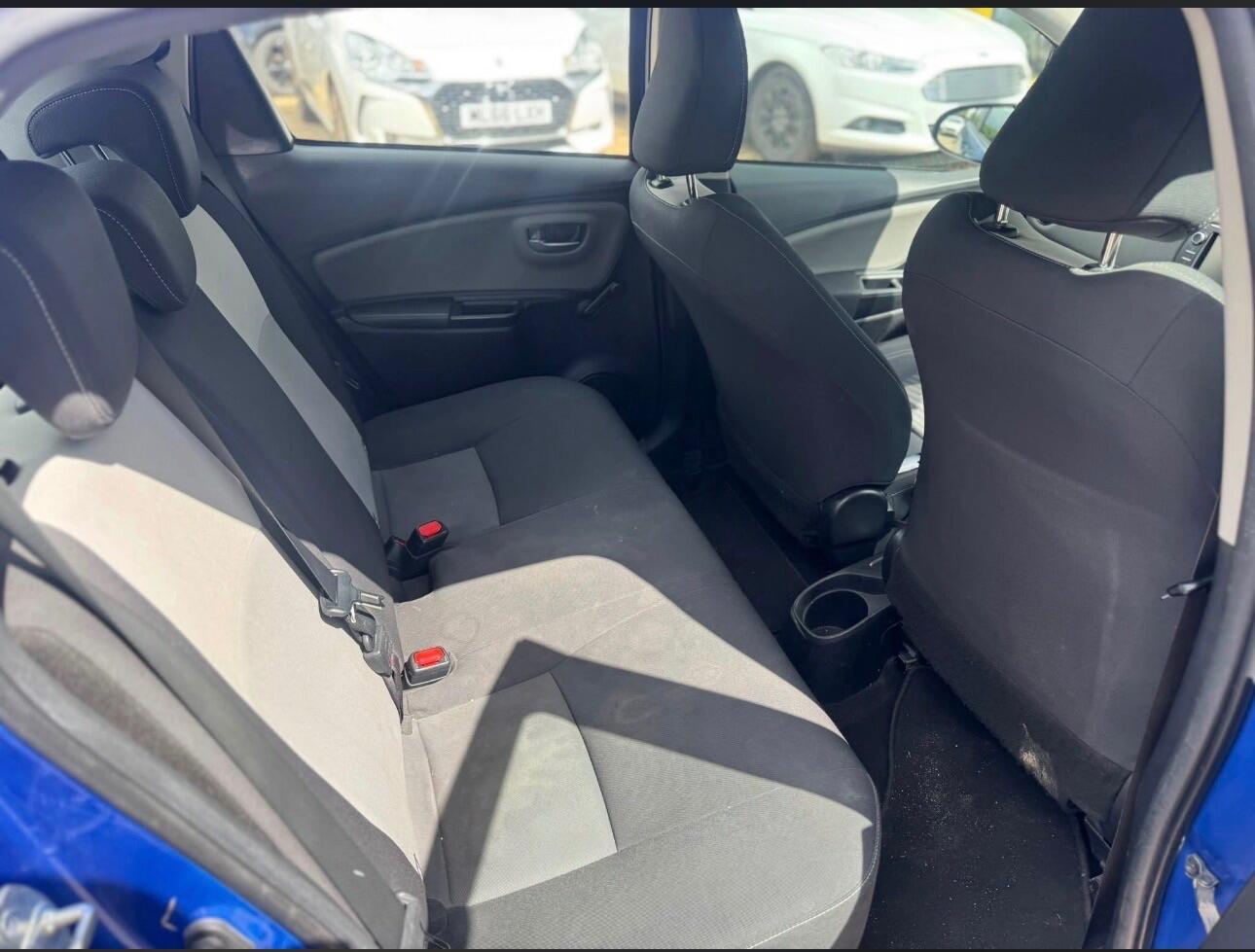 Toyota Yaris - Image 9