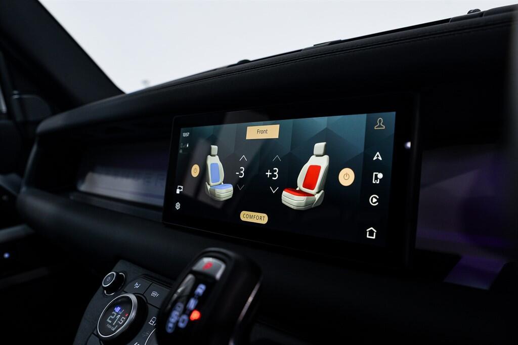 Land Rover Defender 110 - Image 25