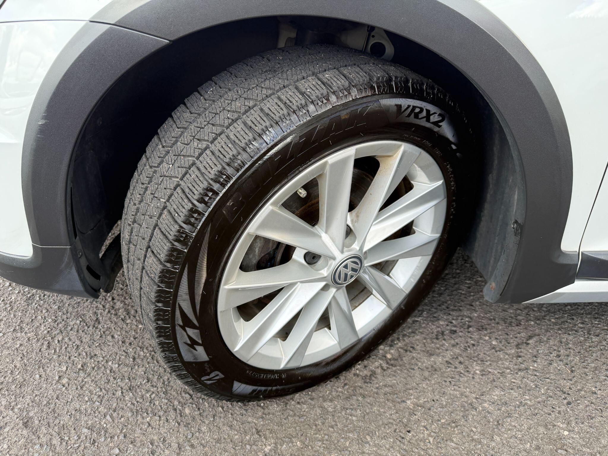 Volkswagen Golf - Image 88