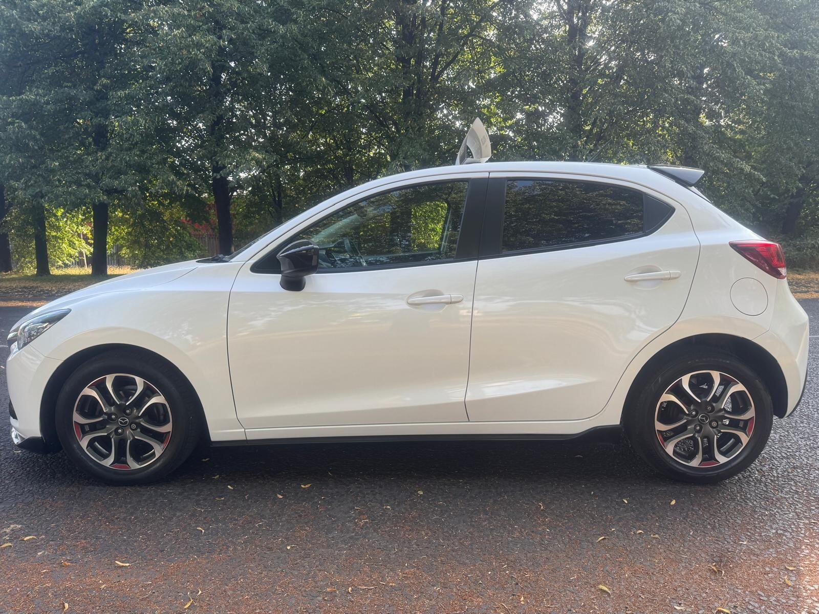 Mazda MAZDA2 - Image 7