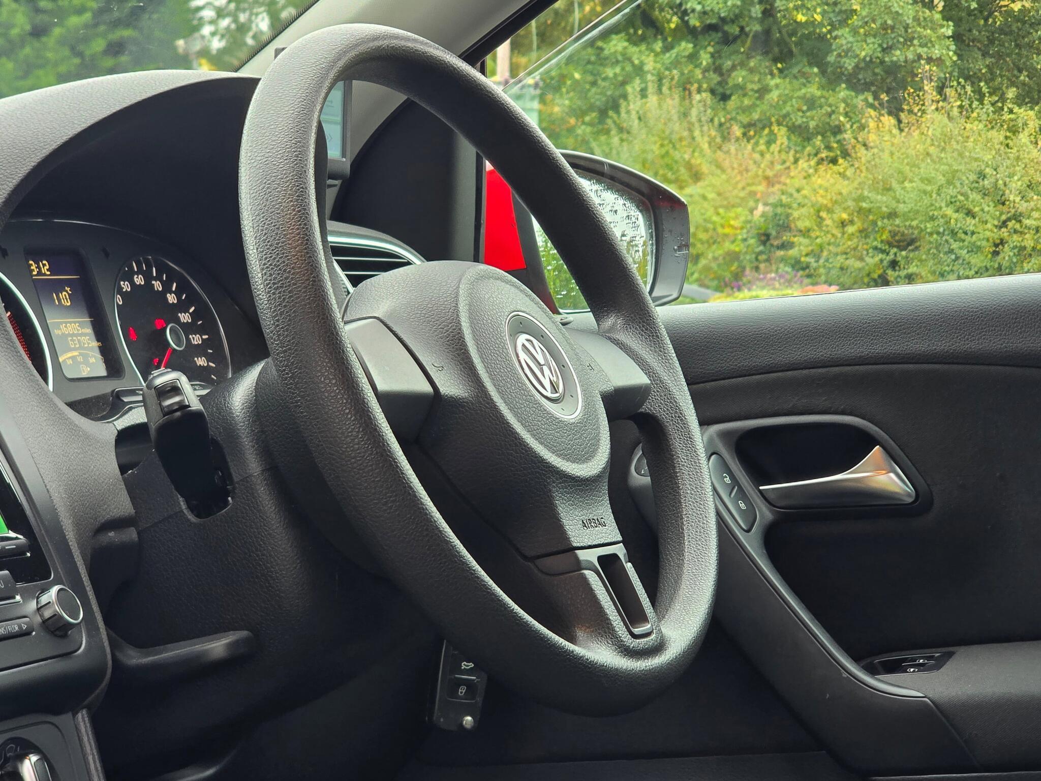Volkswagen Polo - Image 5