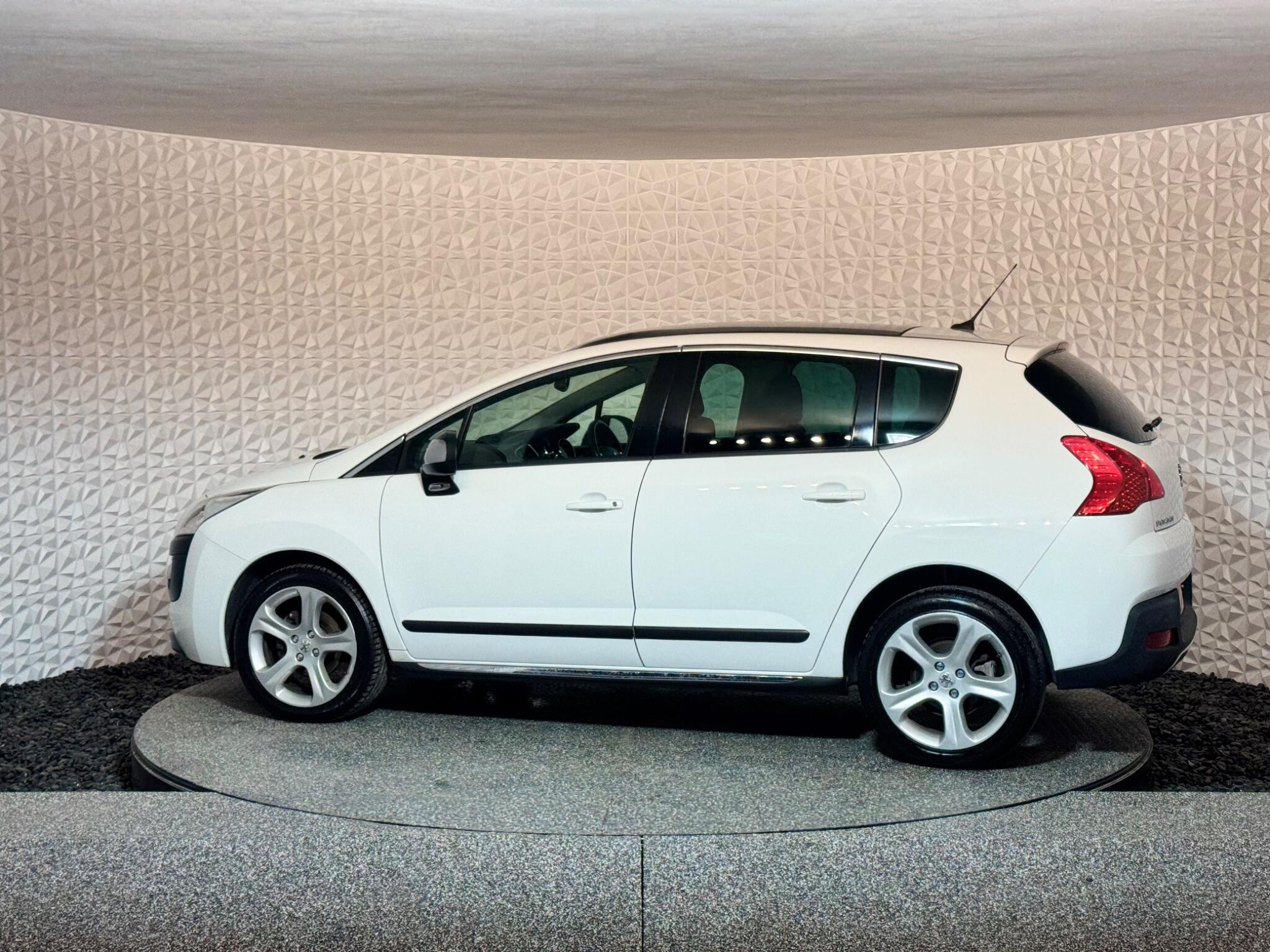 Peugeot 3008 - Image 17