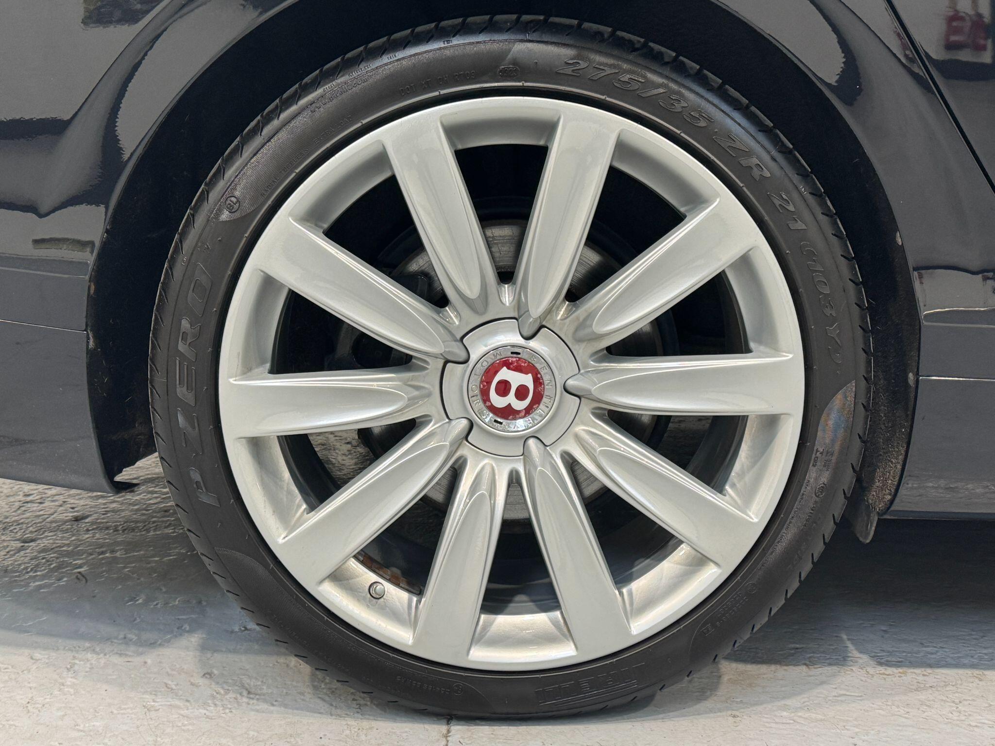 Bentley Flying Spur - Image 27