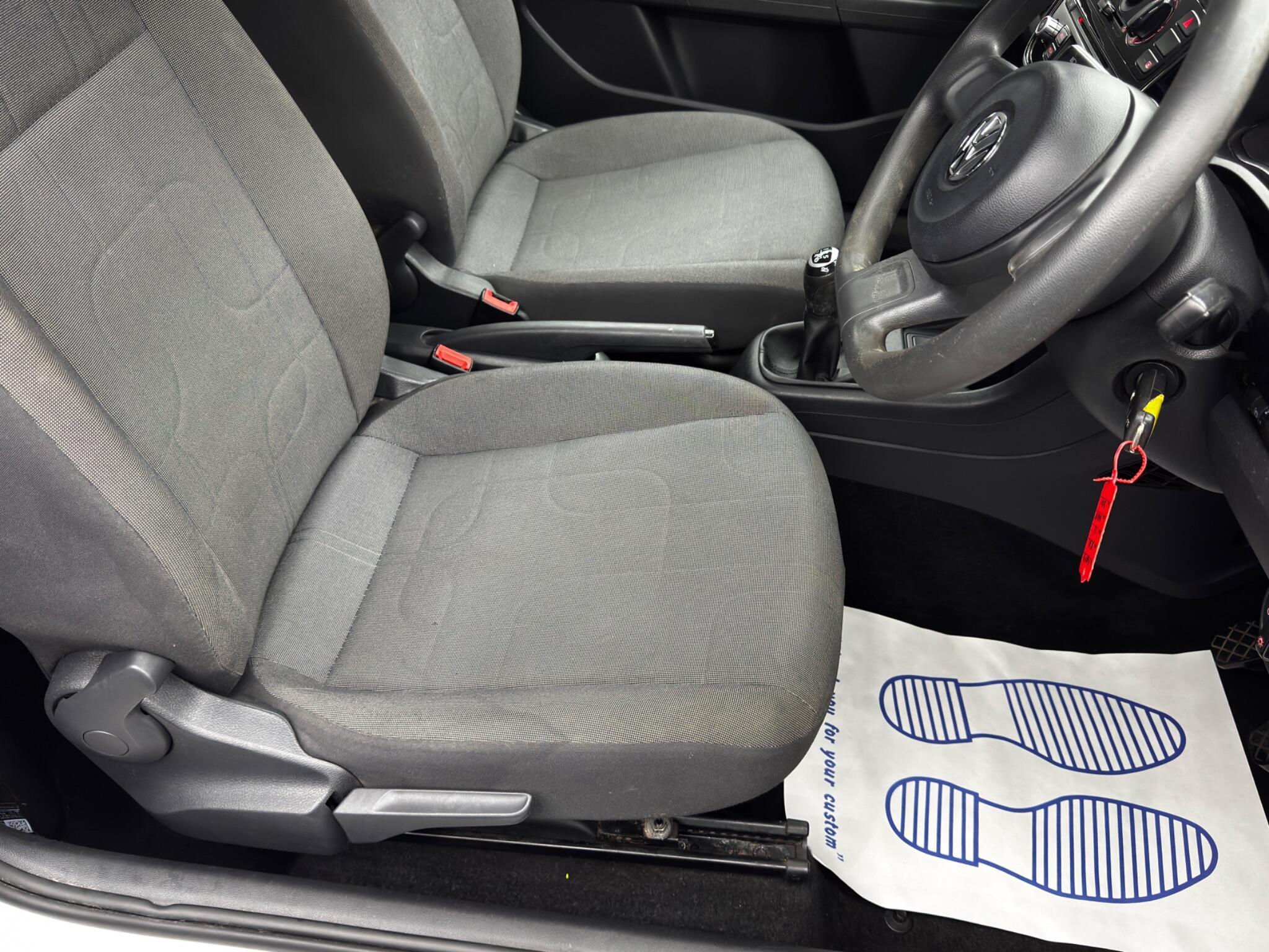 Volkswagen up! - Image 13
