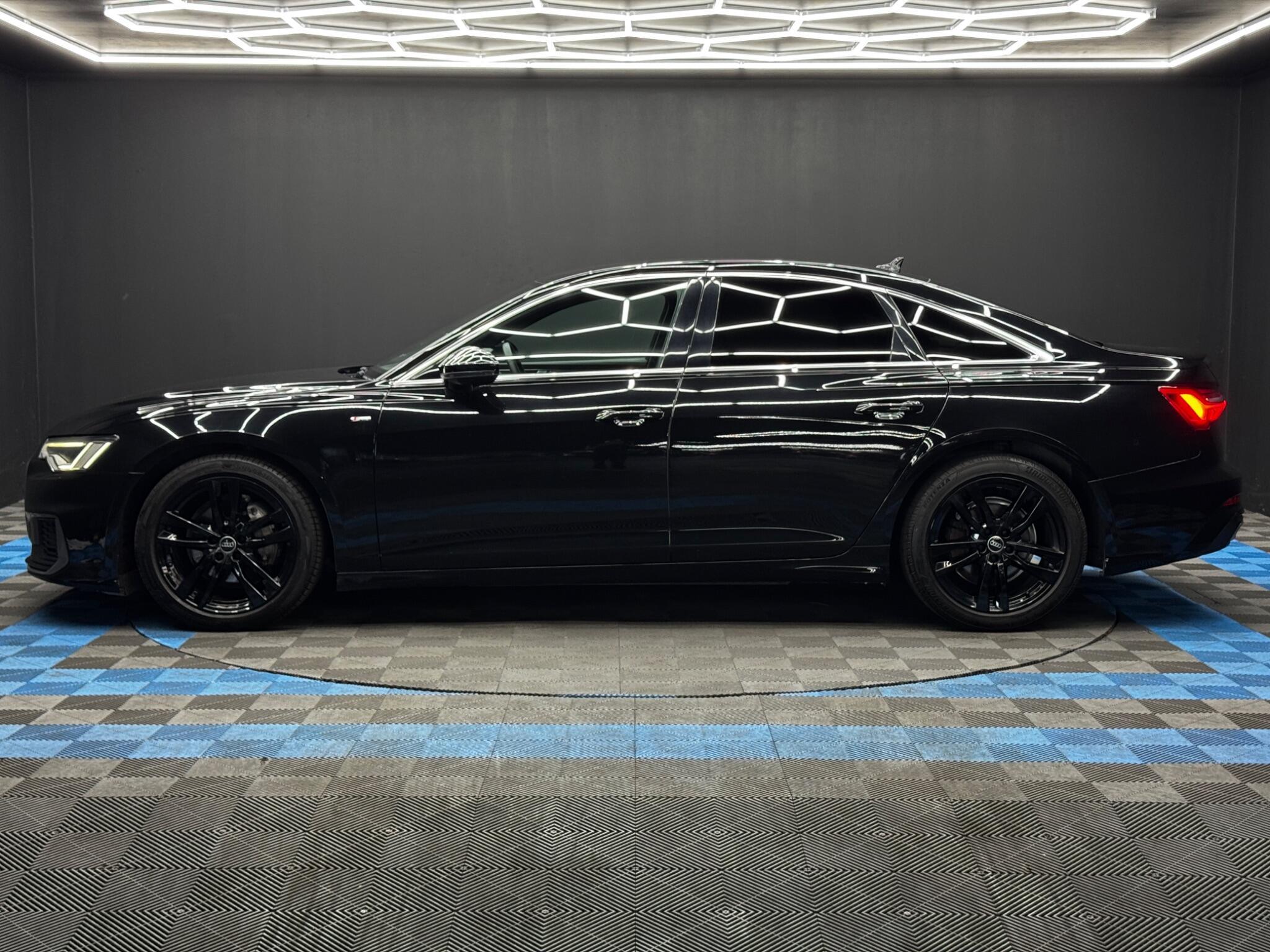 Audi A6 Saloon - Image 8