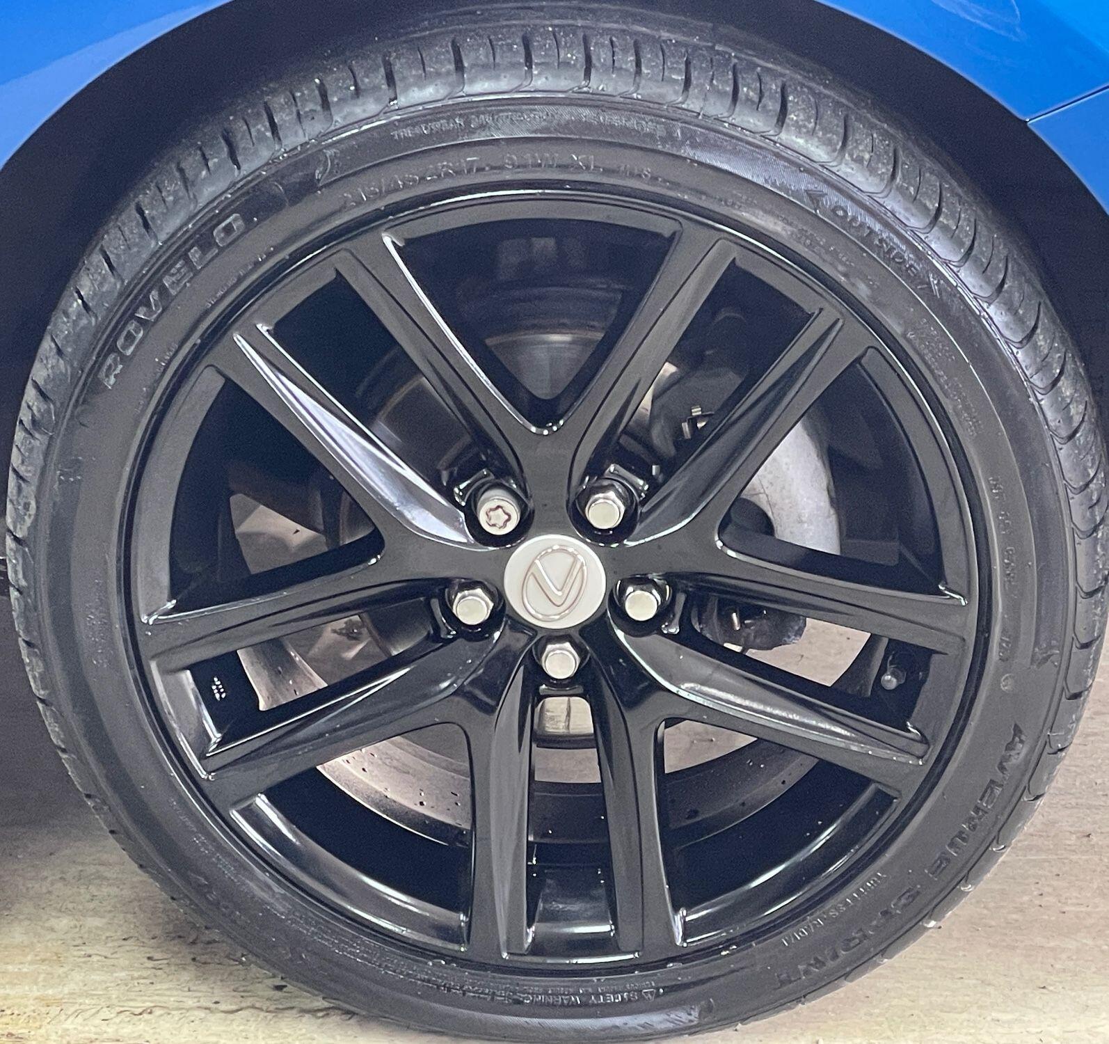 Lexus CT - Image 15