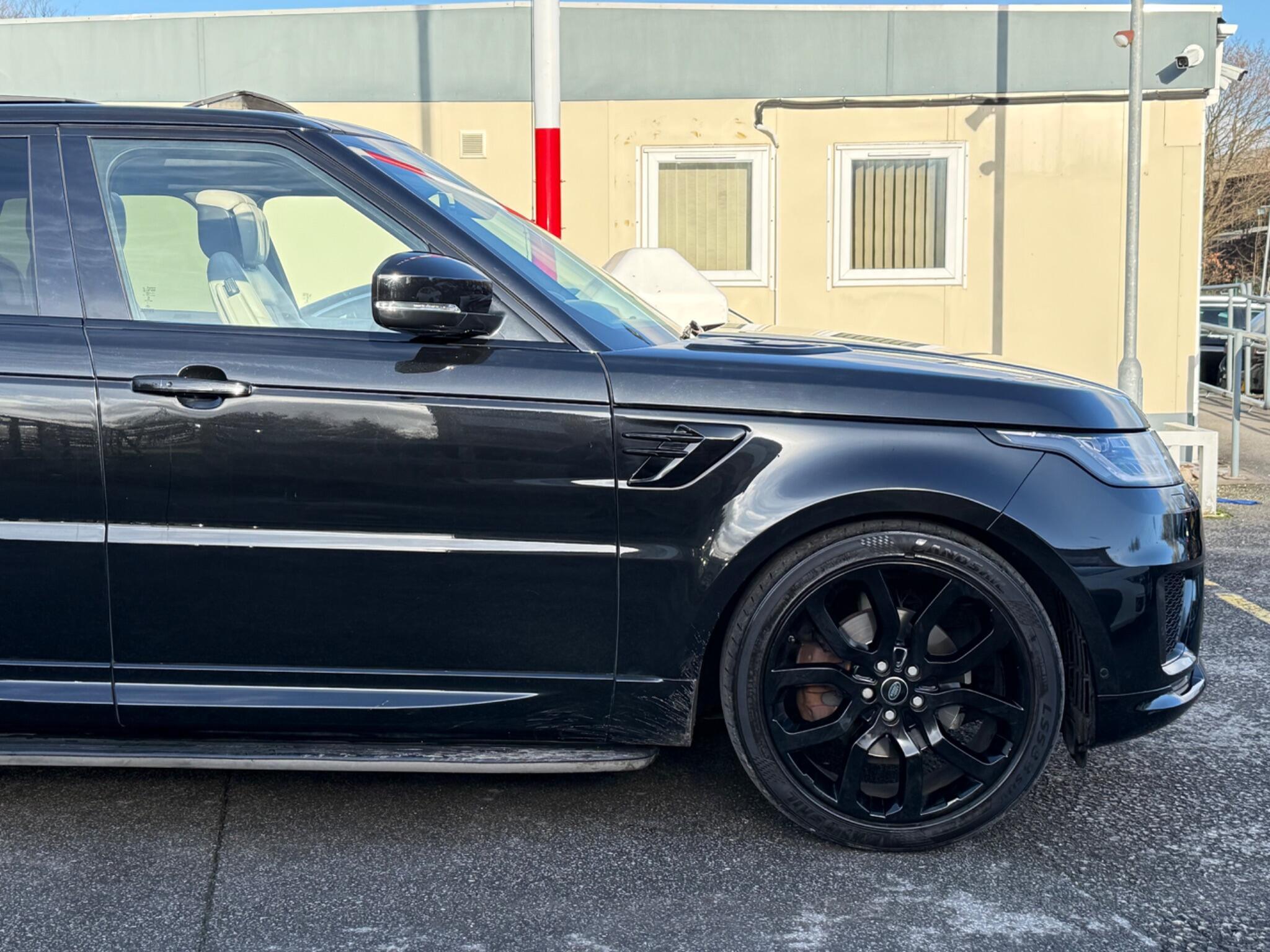 Land Rover RANGE ROVER SPORT - Image 16