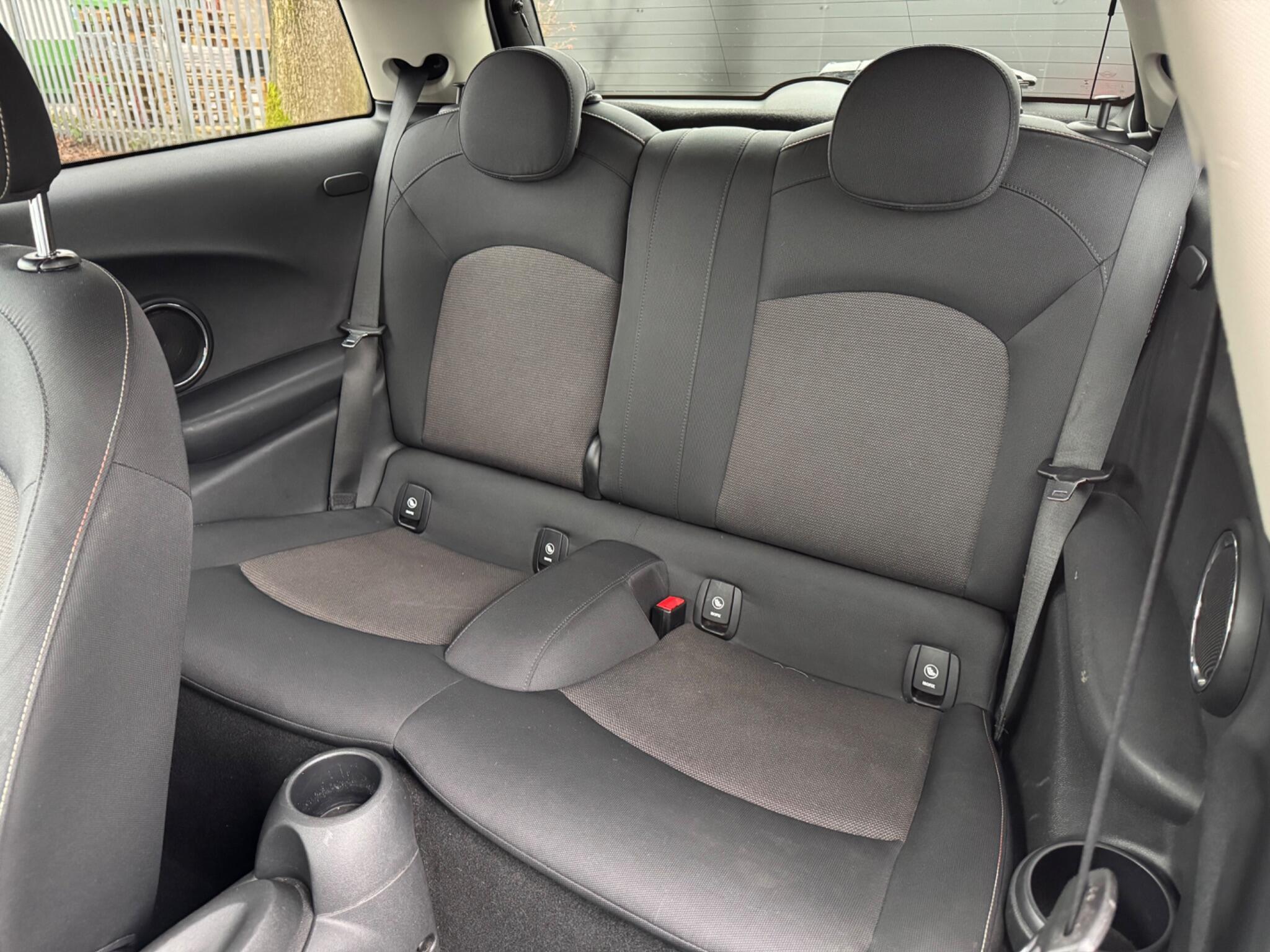 MINI Hatch - Image 6