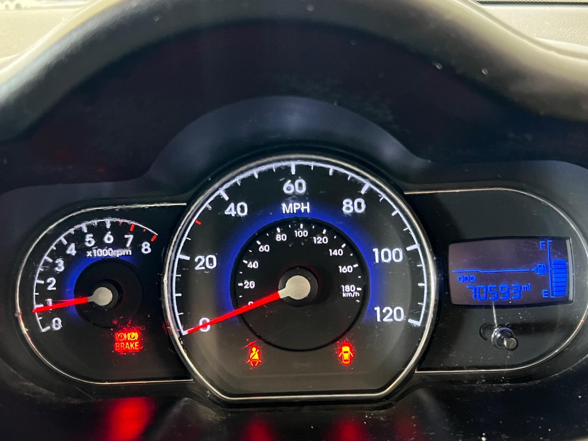 Hyundai i10 - Image 20